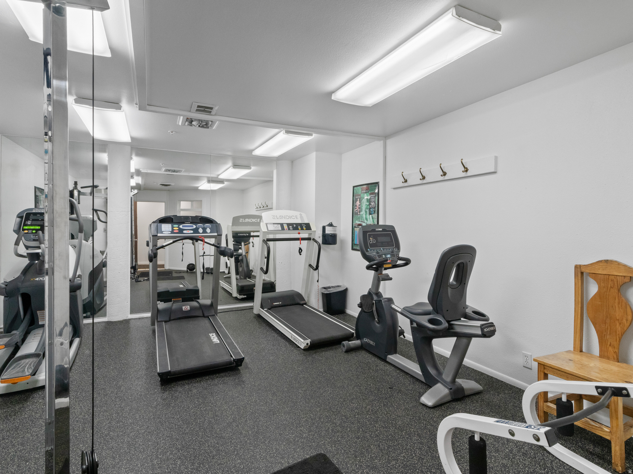 POWDERWOOD - Residential