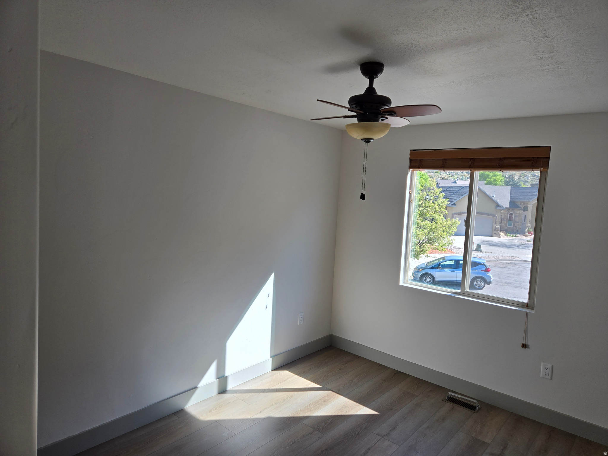 BENCH @ MTN RD - Residential