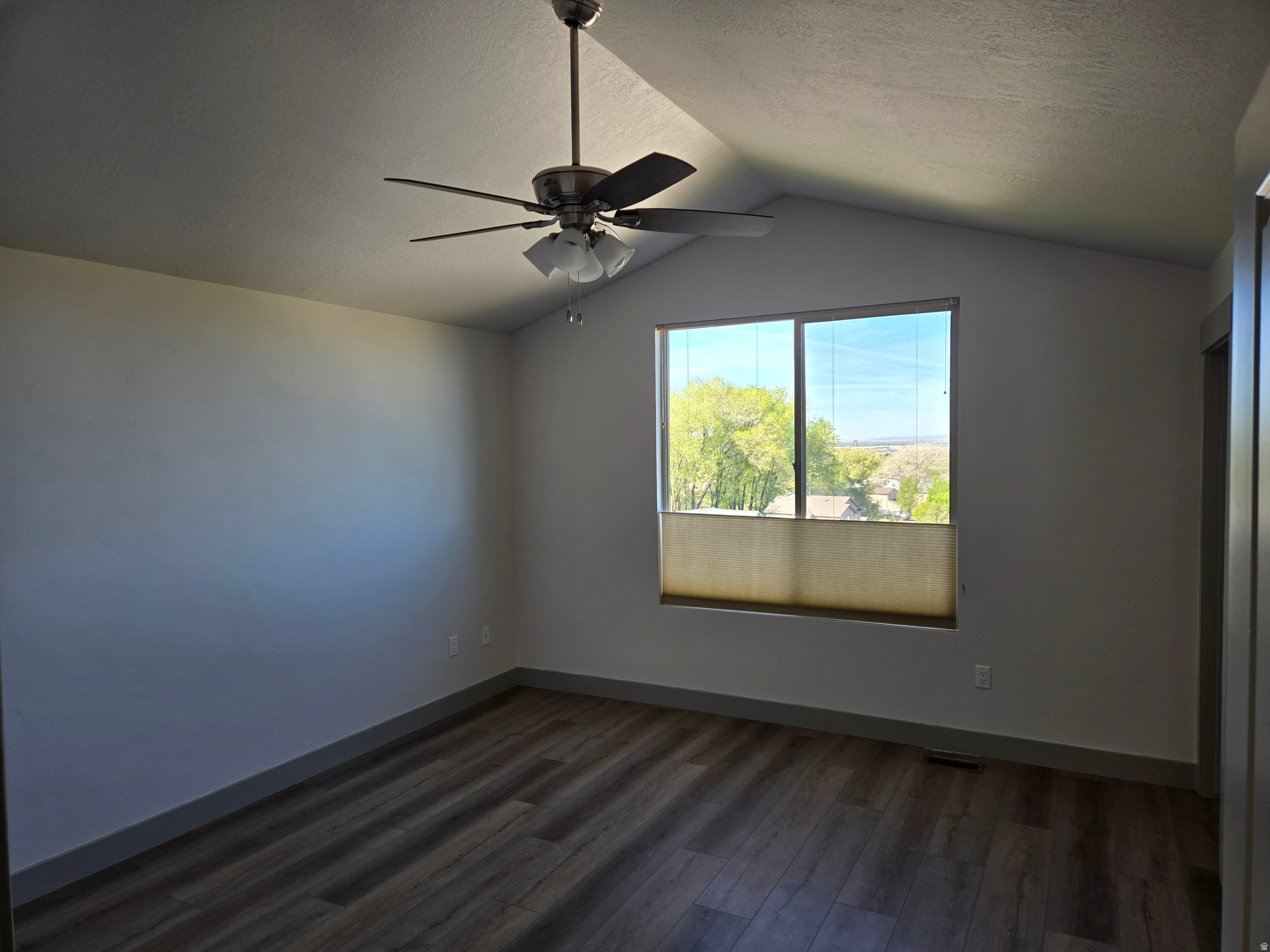 BENCH @ MTN RD - Residential