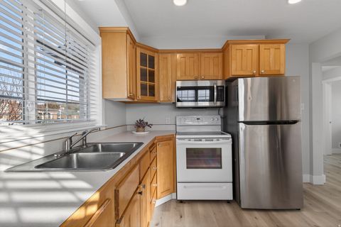 Tiny photo for 830 N 750 W, Provo, UT 84604 (MLS # 2135453)
