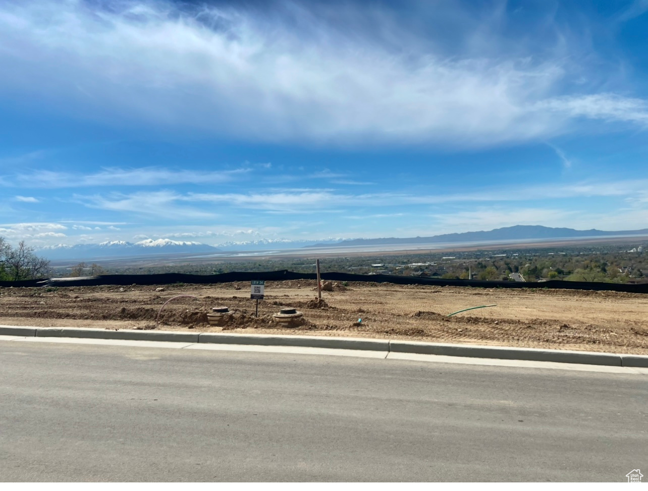 ROCK LOFT RIDGE ESTATES - Land