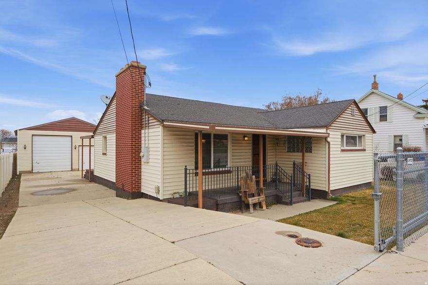 Pride of ownership! This home was built by the current owner and has been thoughtfully cared for. Enjoy the beautifully landscaped back yard, the solarium, as well as the amazing oversized garage big enough for multiple cars, RV, and maybe even a boat! Updated throughout the years and ready for its next owner to call it home.