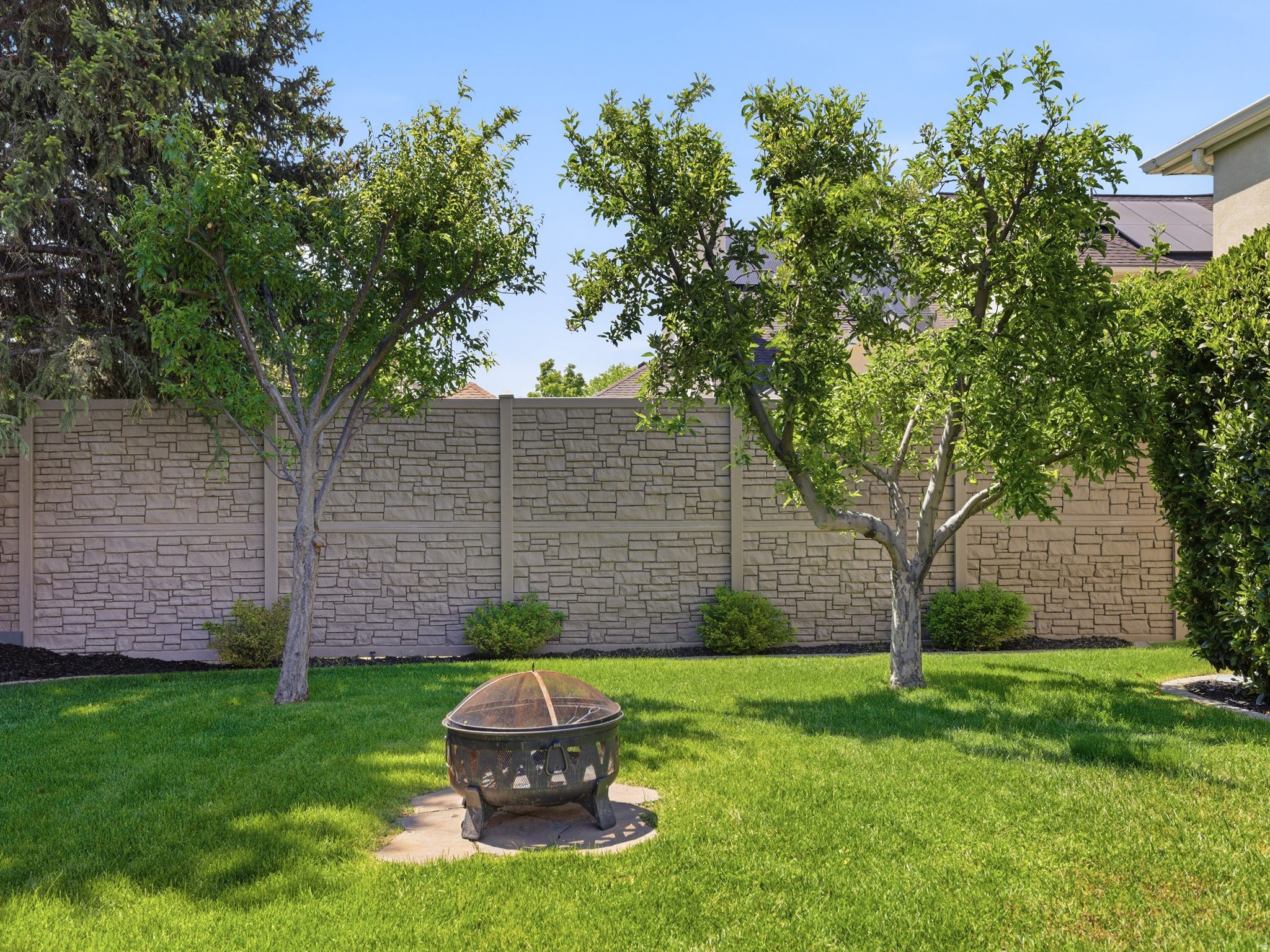 WHITMORE MANOR ESTATES - Residential