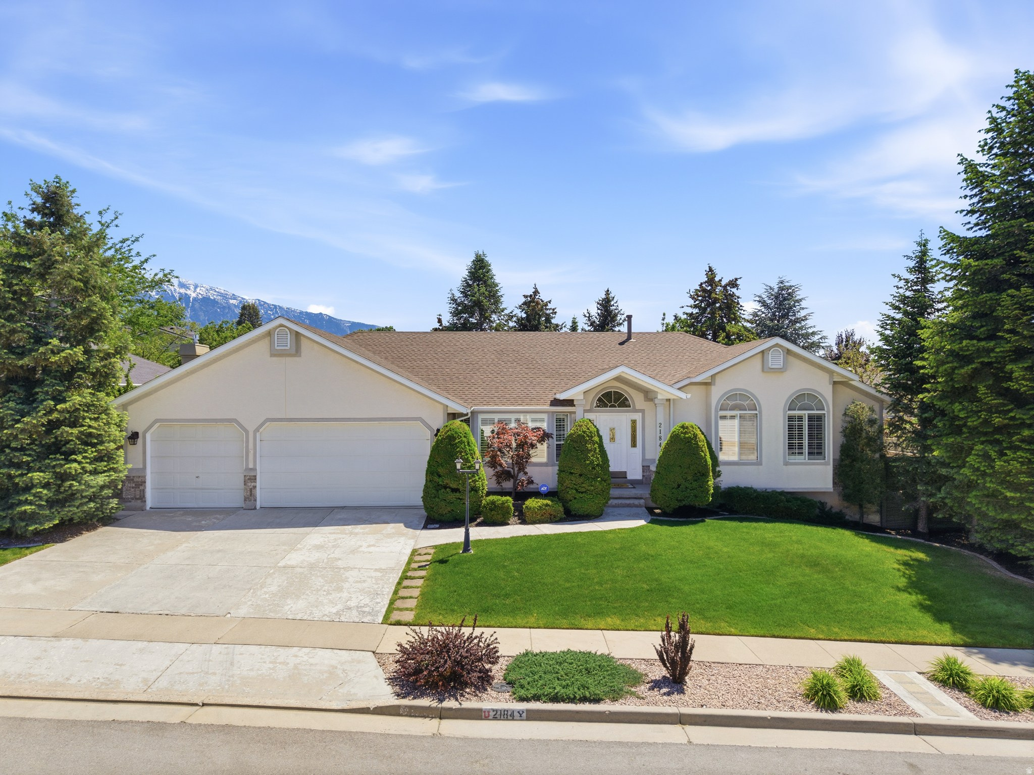 WHITMORE MANOR ESTATES - Residential