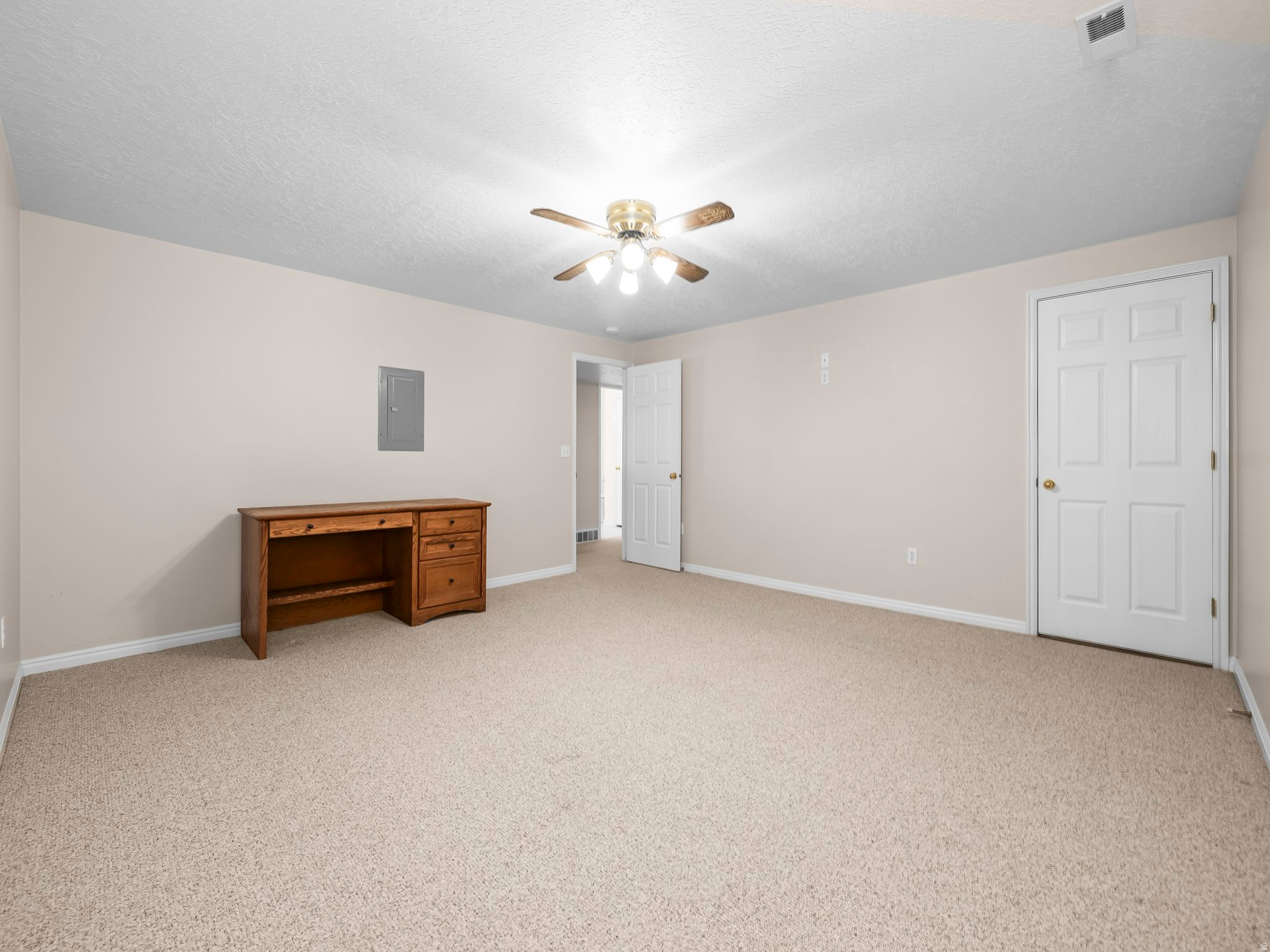 WHITMORE MANOR ESTATES - Residential