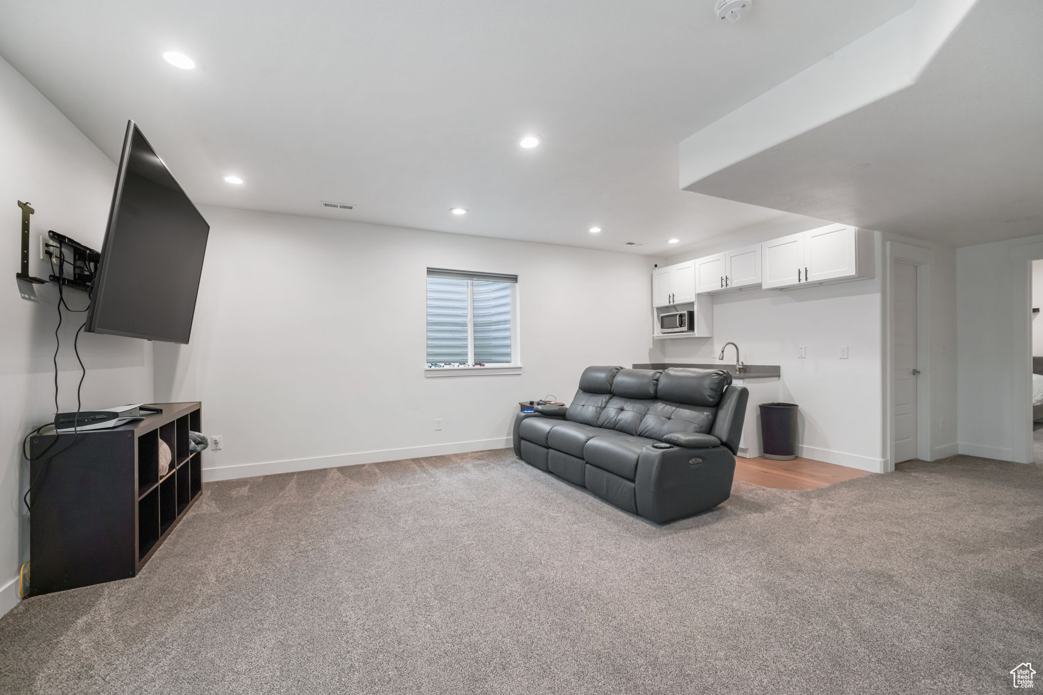 CROSSING AT TRAVERSE - Residential