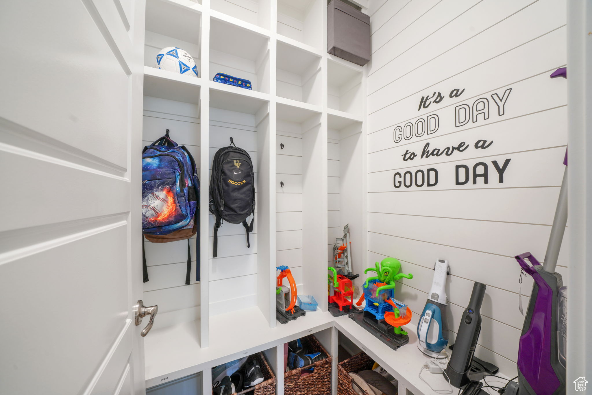 CROSSING AT TRAVERSE - Residential