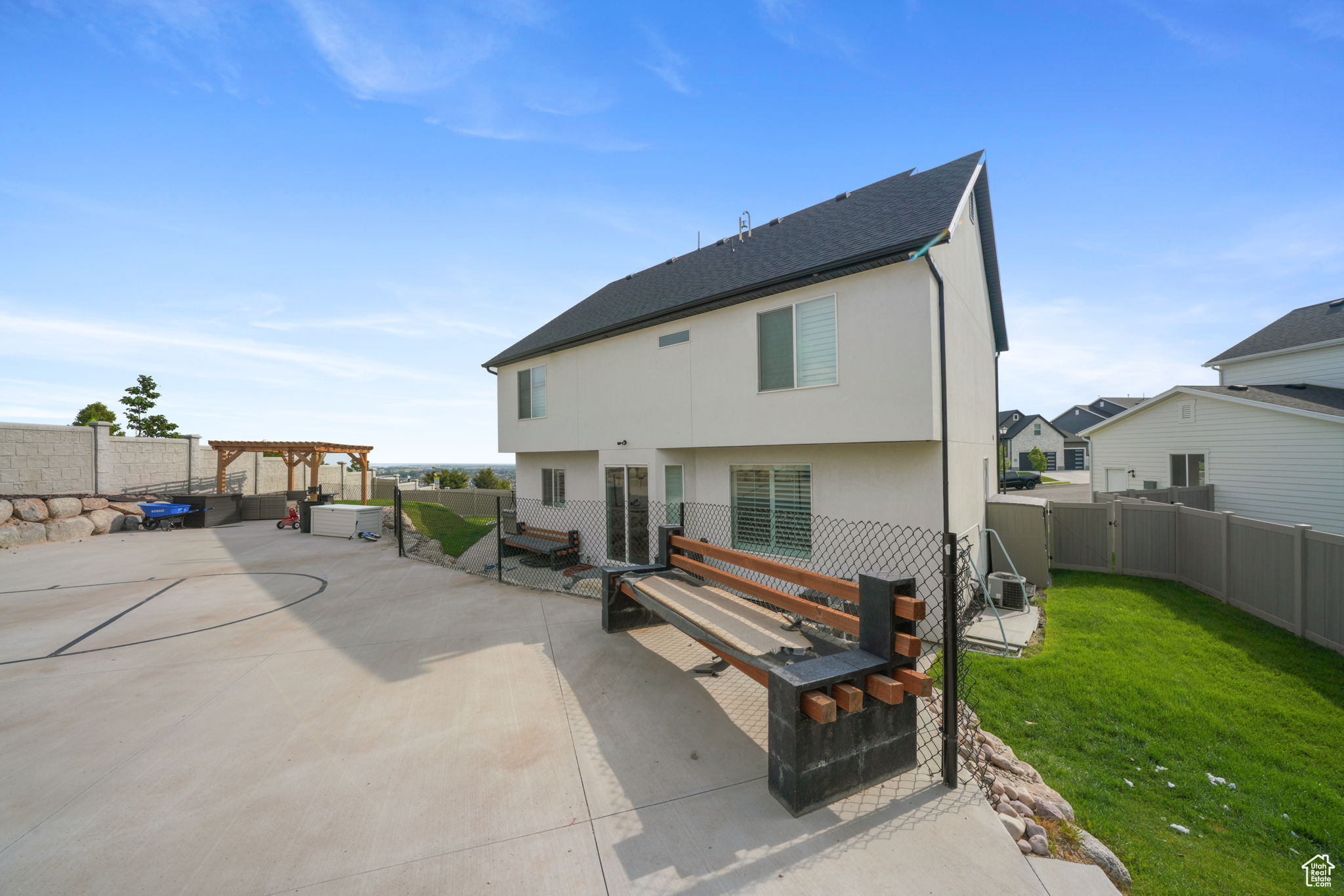 CROSSING AT TRAVERSE - Residential