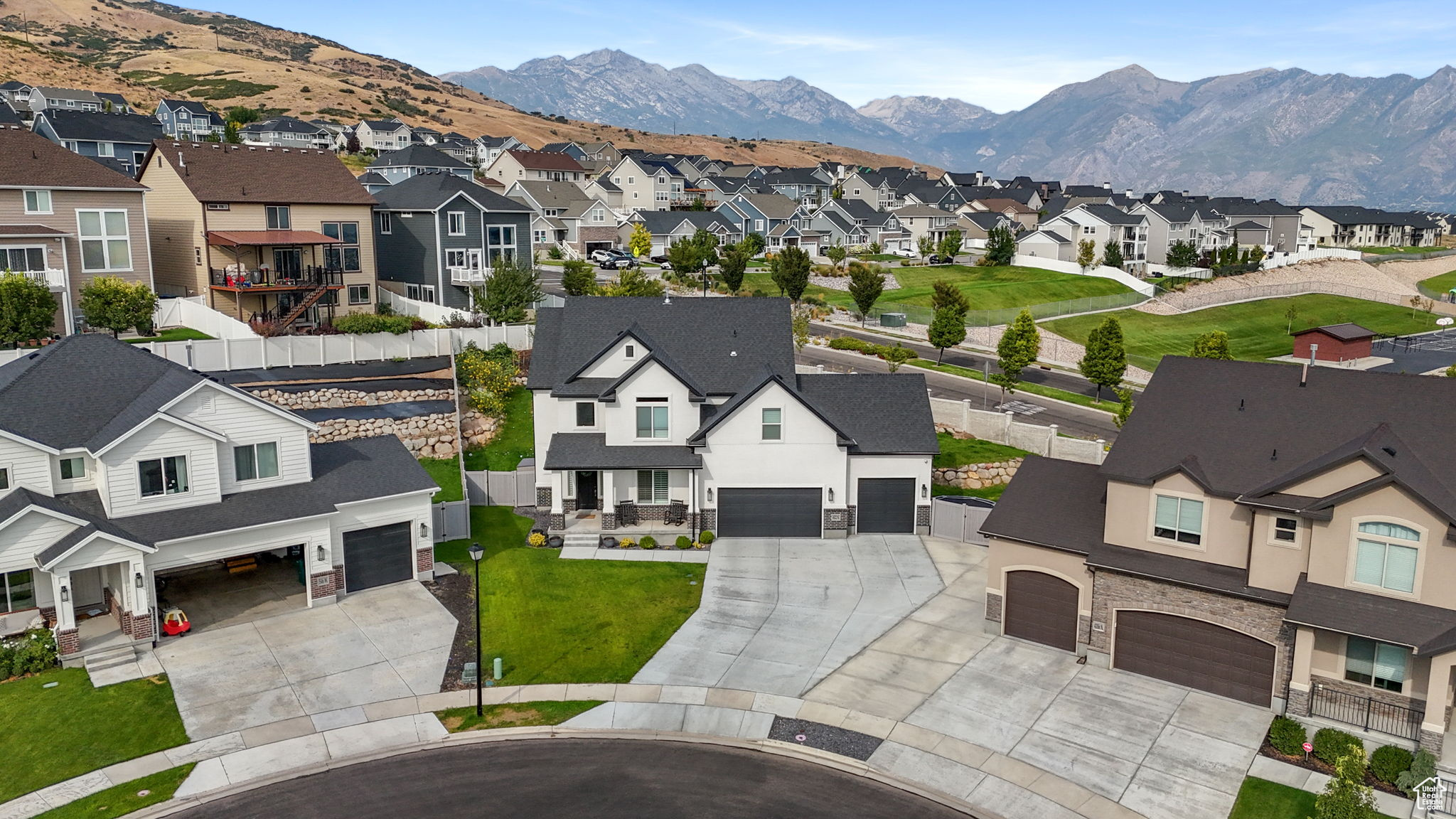 CROSSING AT TRAVERSE - Residential