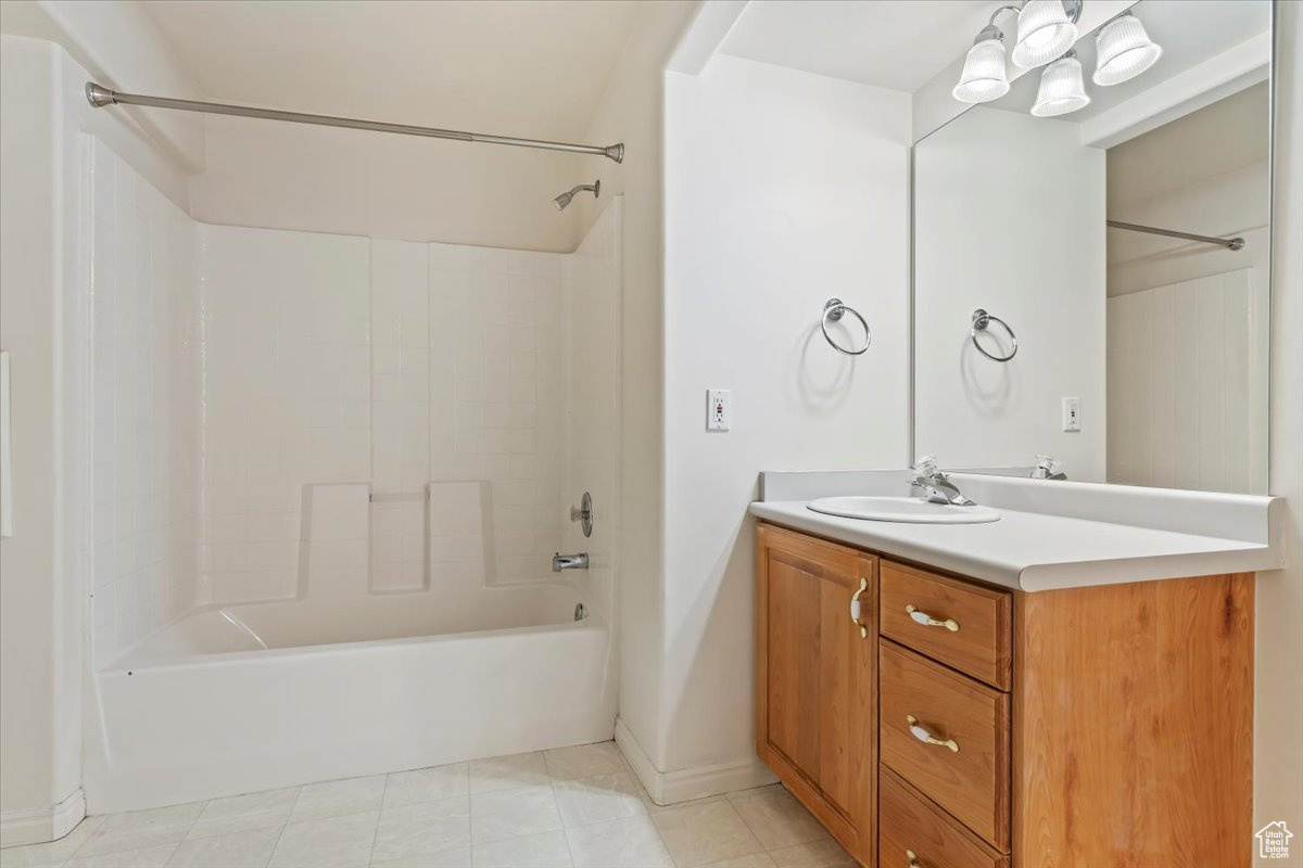 WHITE PINES - Residential