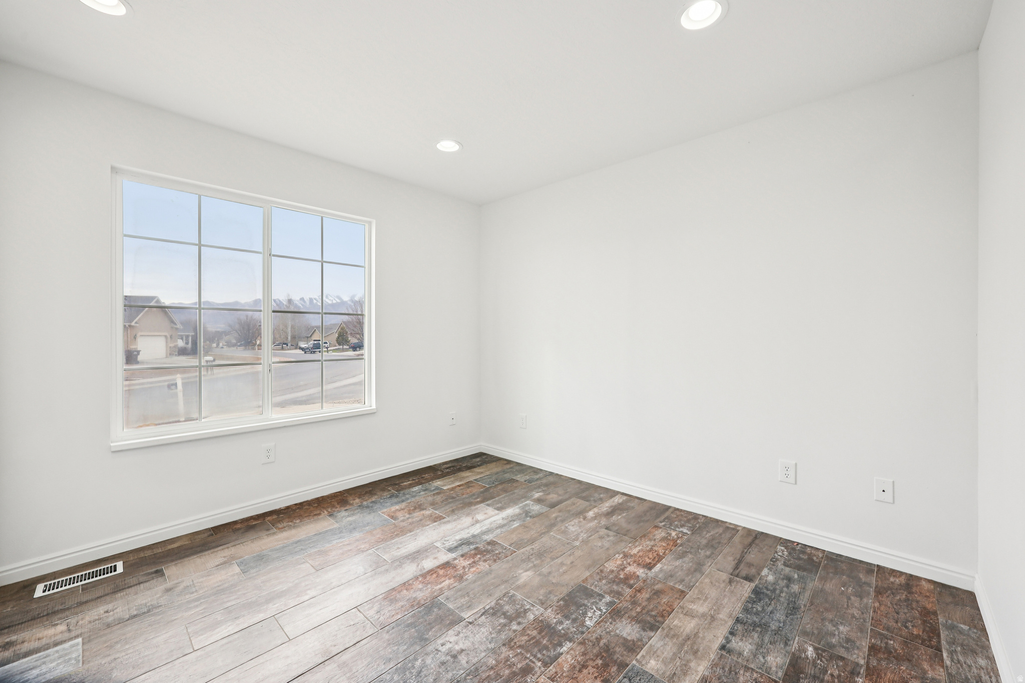 EAGLE POINT - Residential