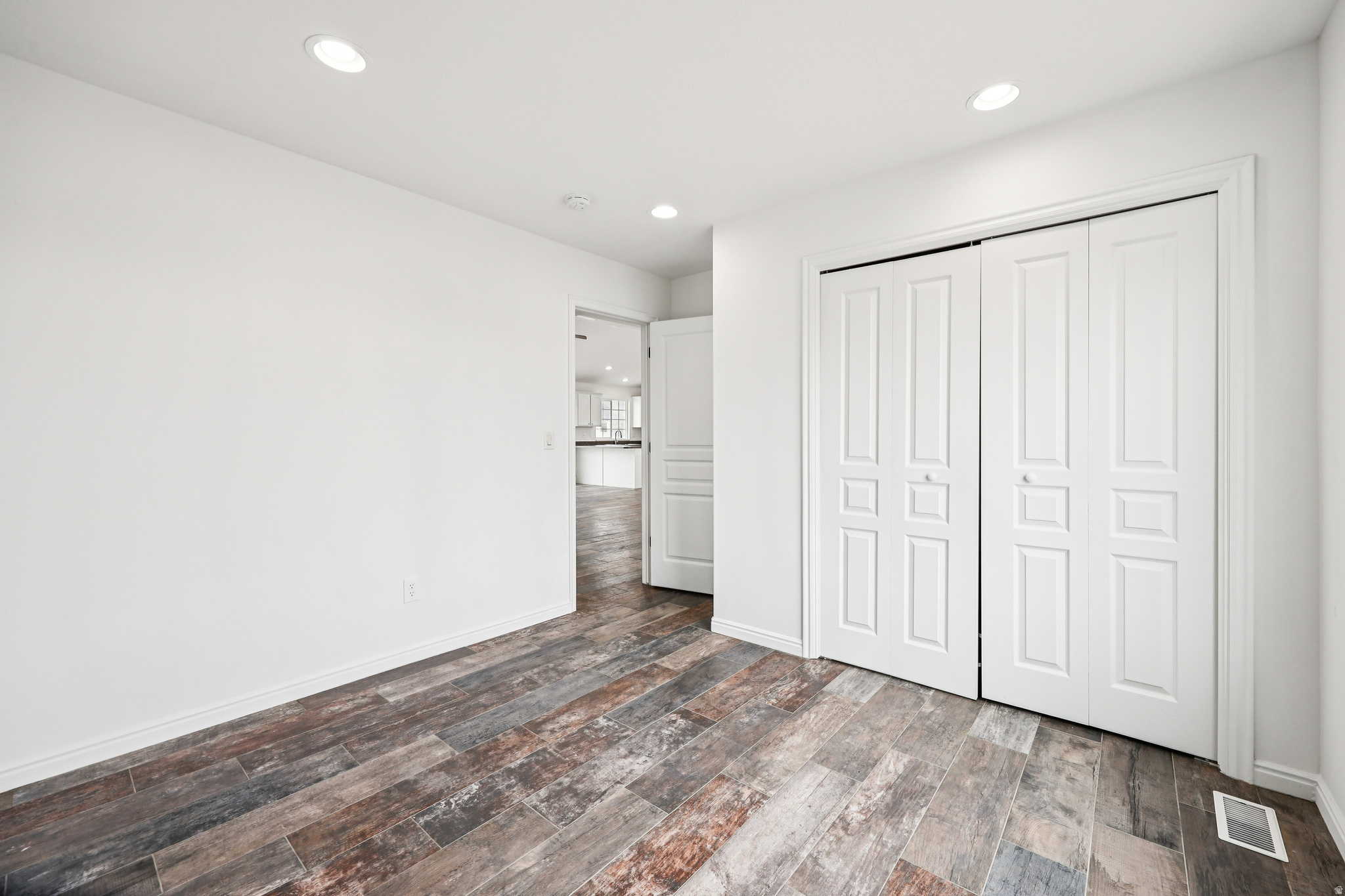 EAGLE POINT - Residential