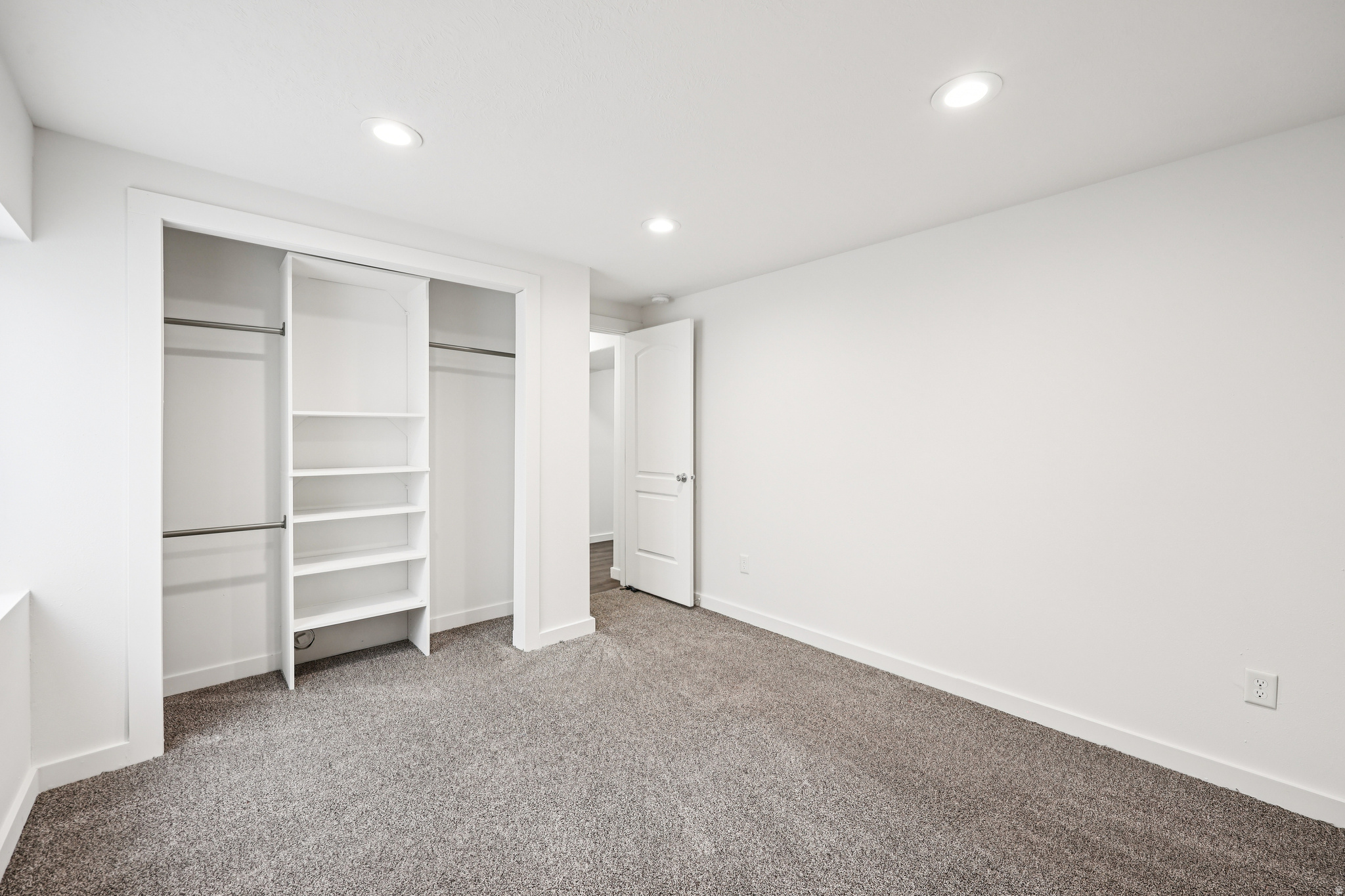 EAGLE POINT - Residential