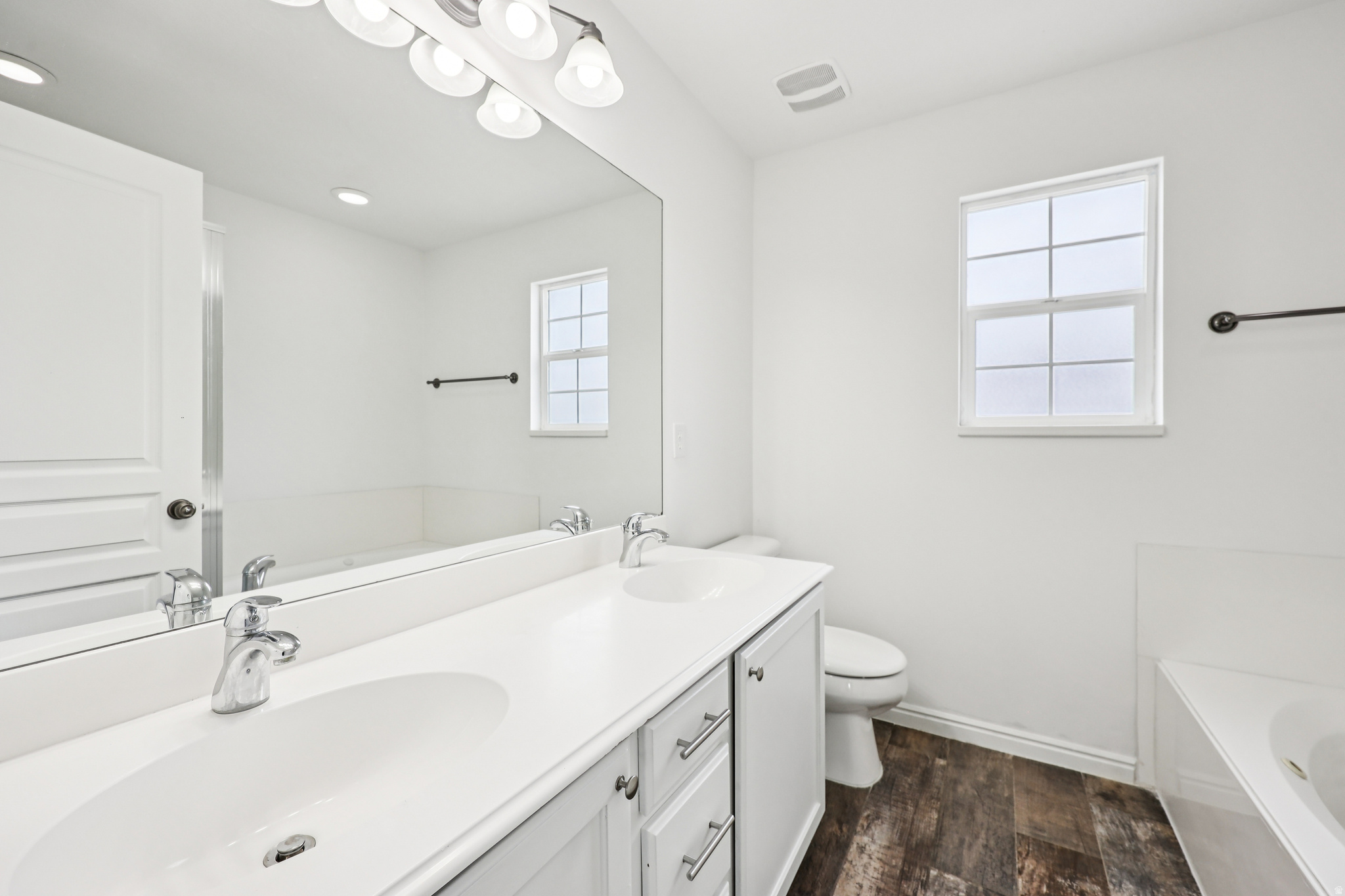 EAGLE POINT - Residential