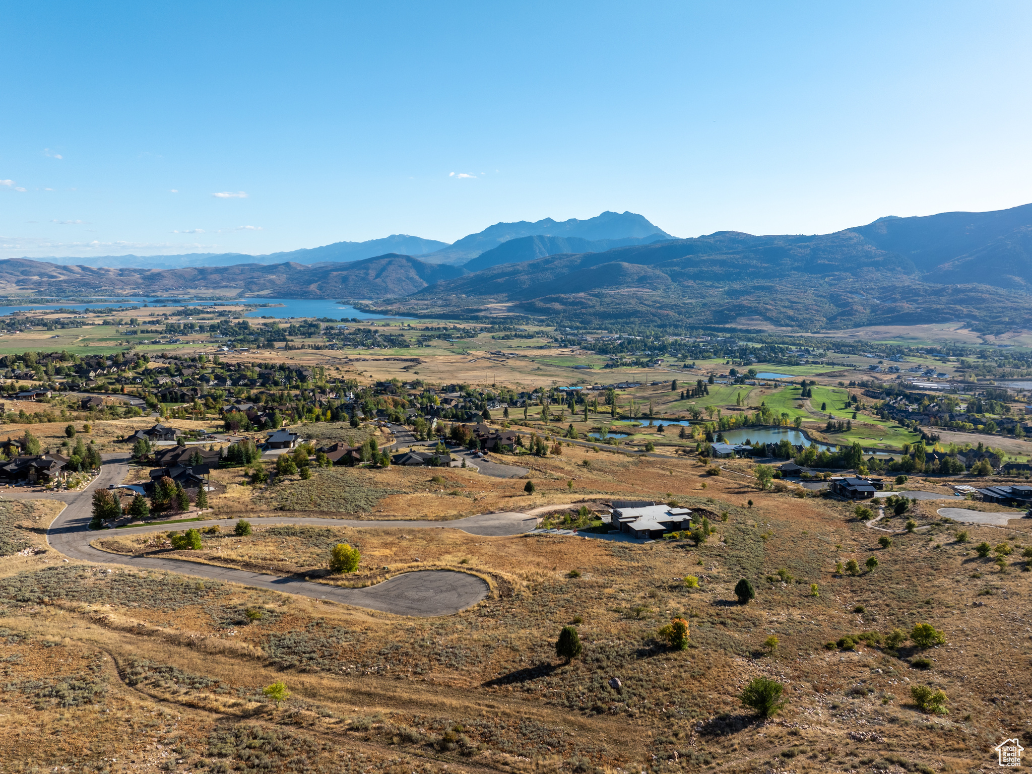 THE HIGHLANDS - Land