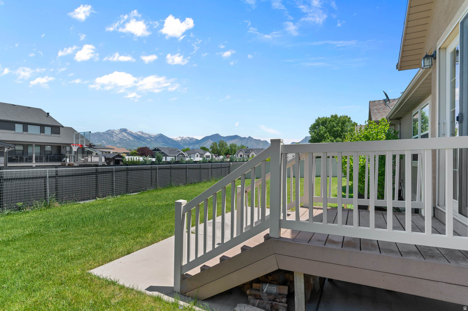 COLONY POINTE - Residential