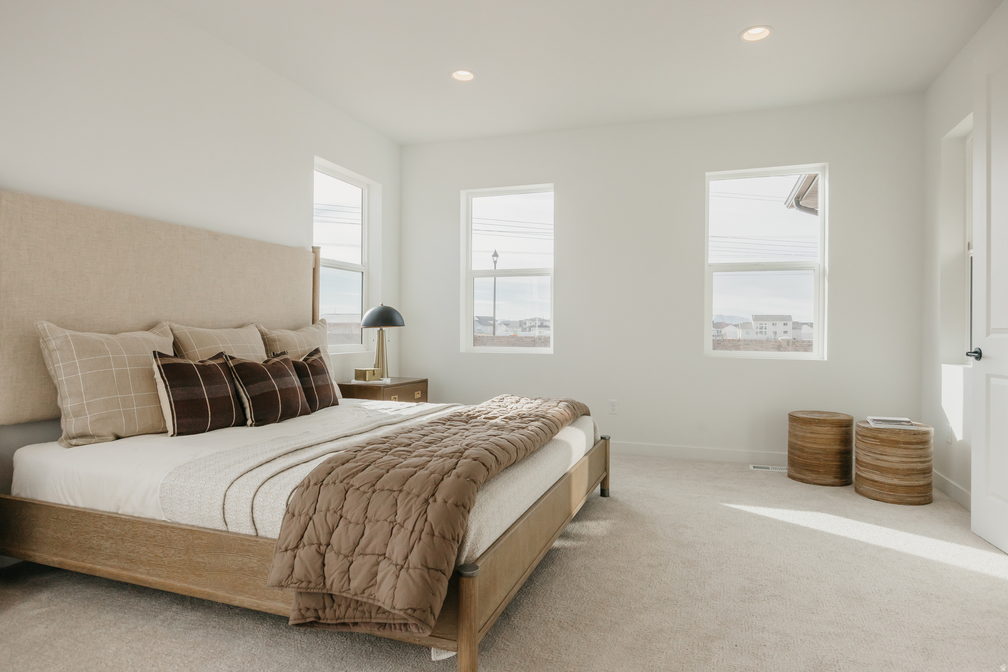 WILLOW ESTATES - Residential