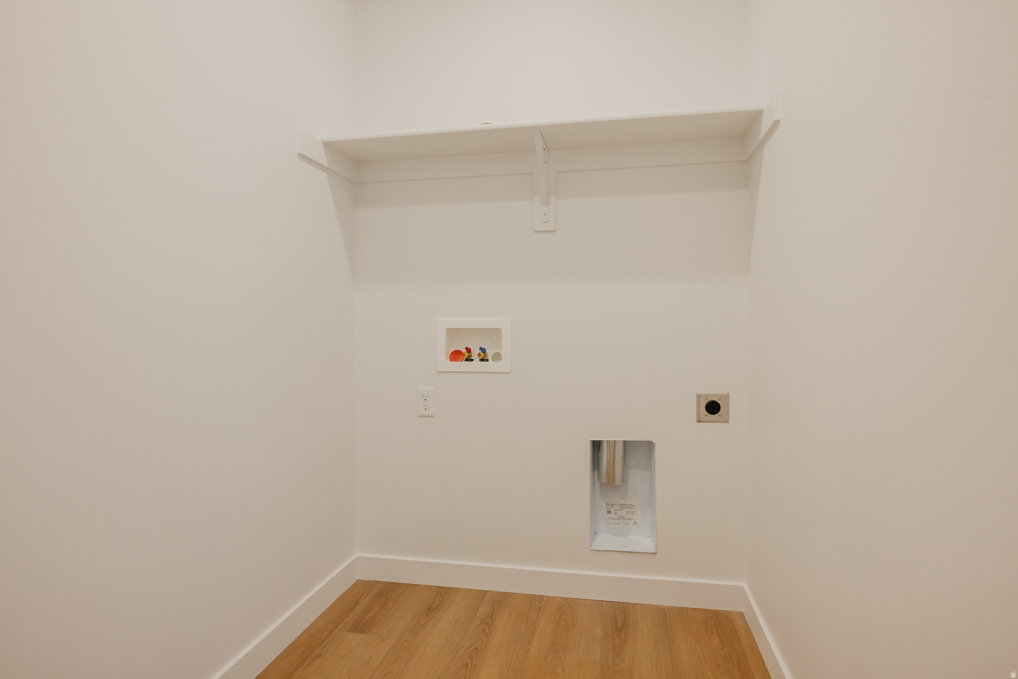 WILLOW ESTATES - Residential