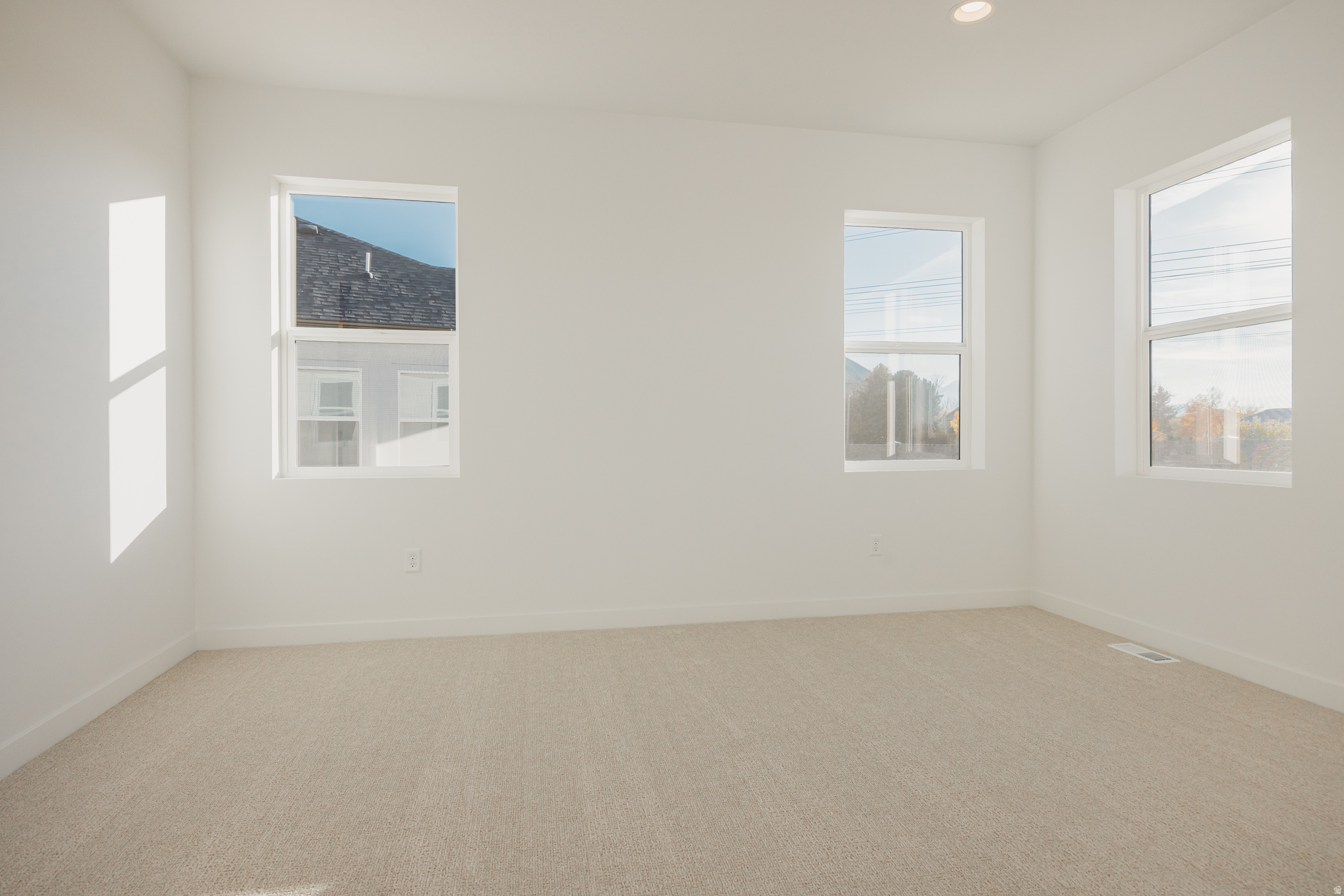 WILLOW ESTATES - Residential