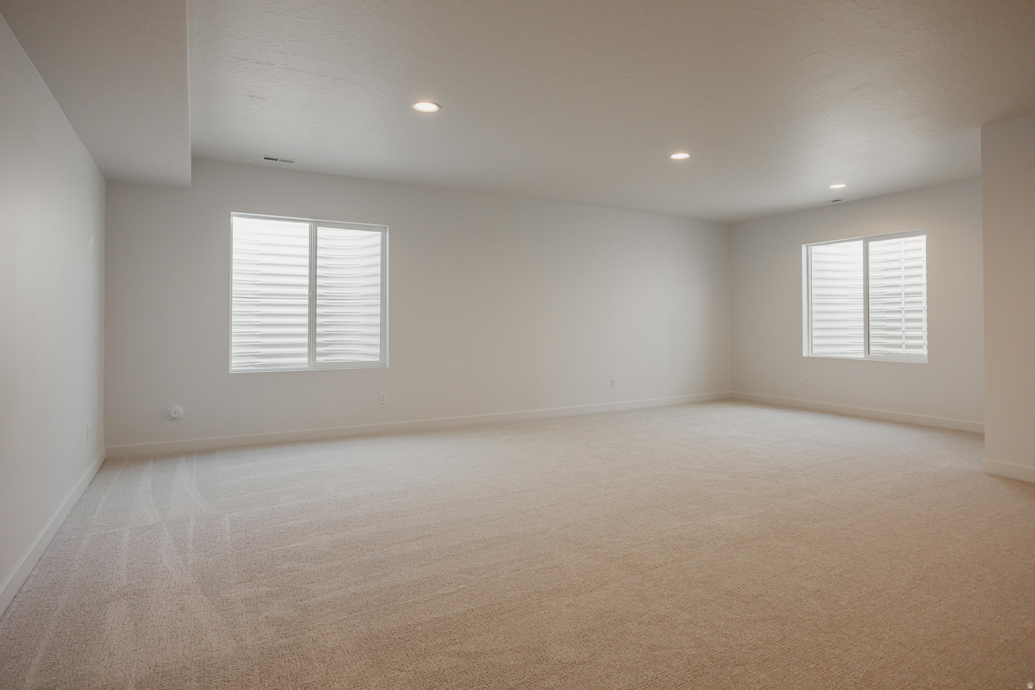 WILLOW ESTATES - Residential