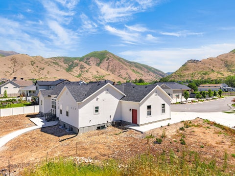 Tiny photo for 1257 N 1350 E, Mapleton, UT 84664 (MLS # 2174049)