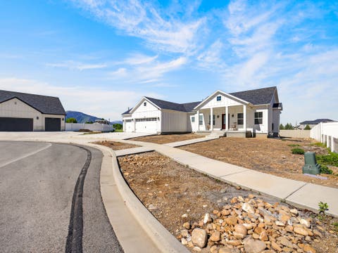 Tiny photo for 1257 N 1350 E, Mapleton, UT 84664 (MLS # 2174049)