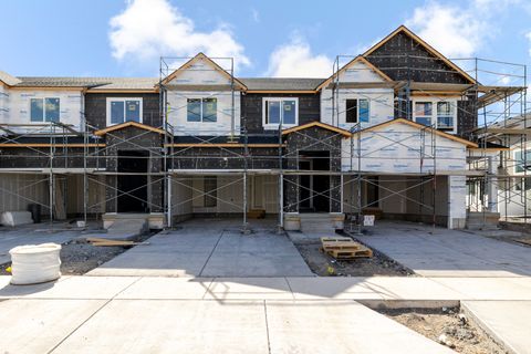 Townhouse For Sale - 12818 S Gobblers Knob Ln #3002<br/> Herriman, UT 84096
