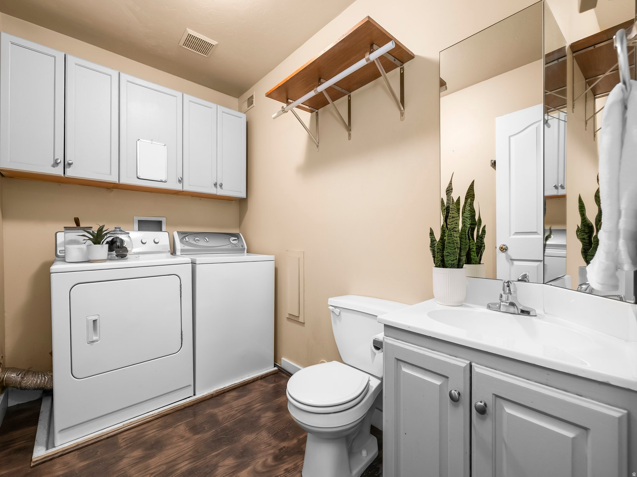 MAJESTIC MEADOWS - Residential