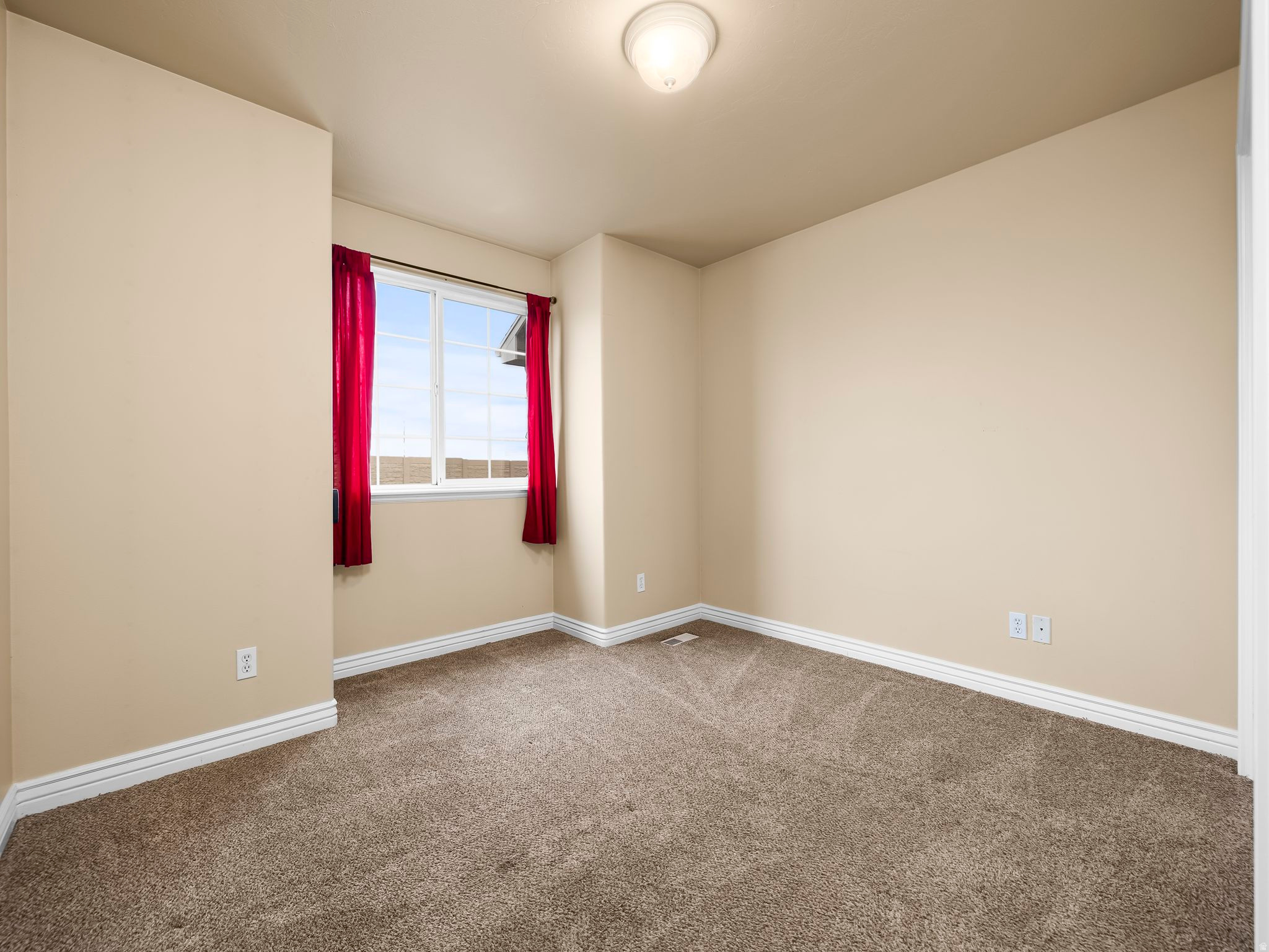 MAJESTIC MEADOWS - Residential