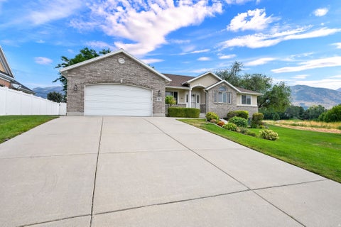 Tiny photo for 1047 S 750 E, Kaysville, UT 84037 (MLS # 2175194)