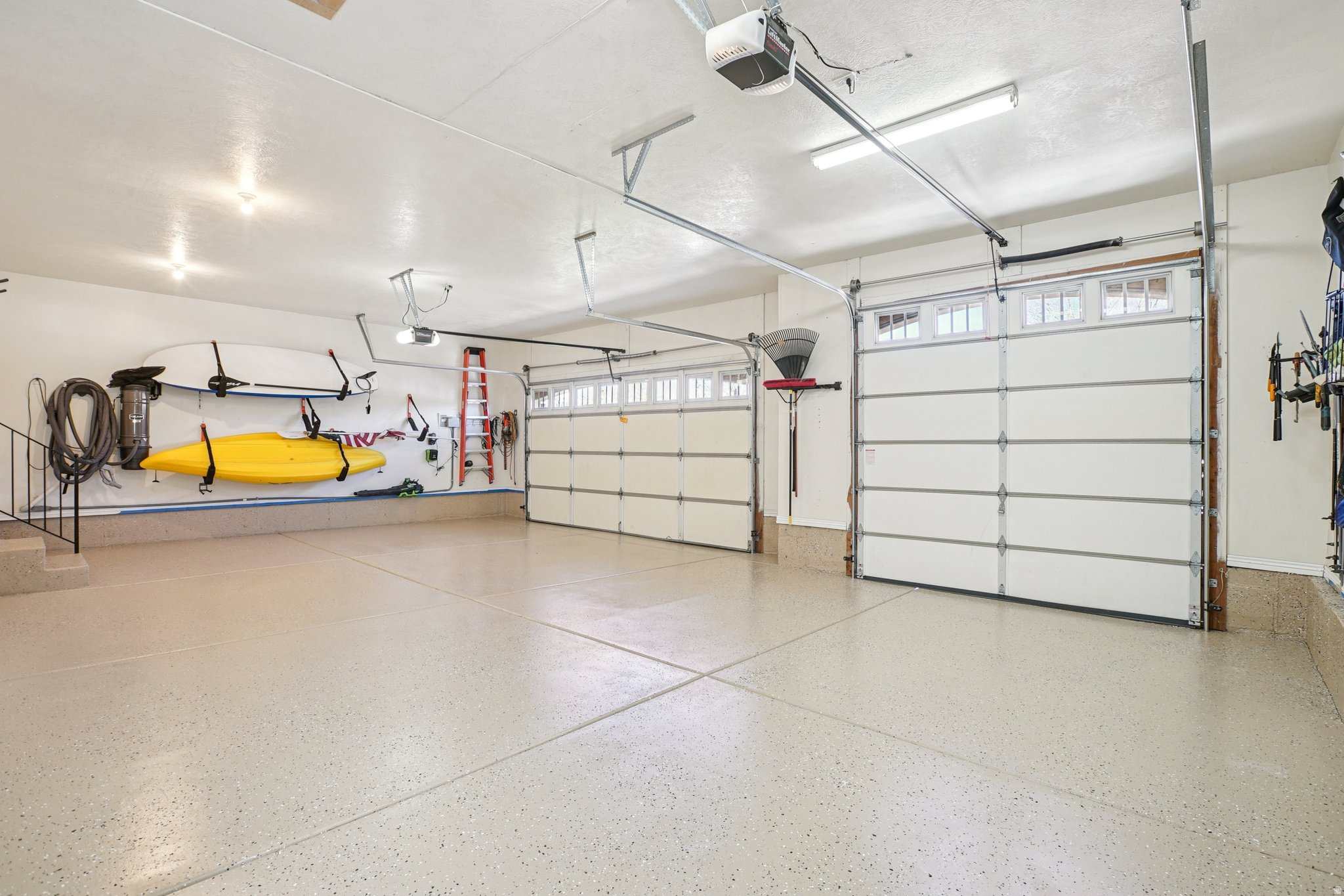 PONDEROSA ESTATES - Residential