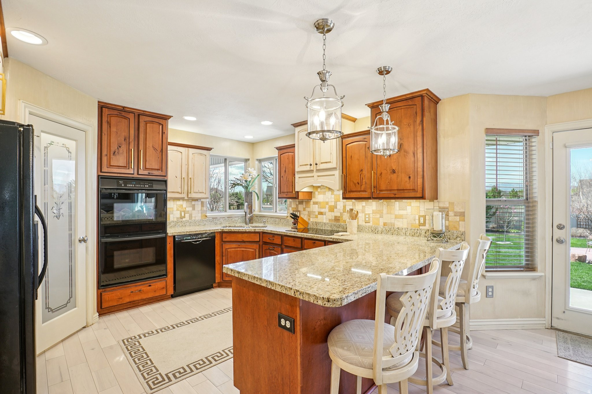 PONDEROSA ESTATES - Residential