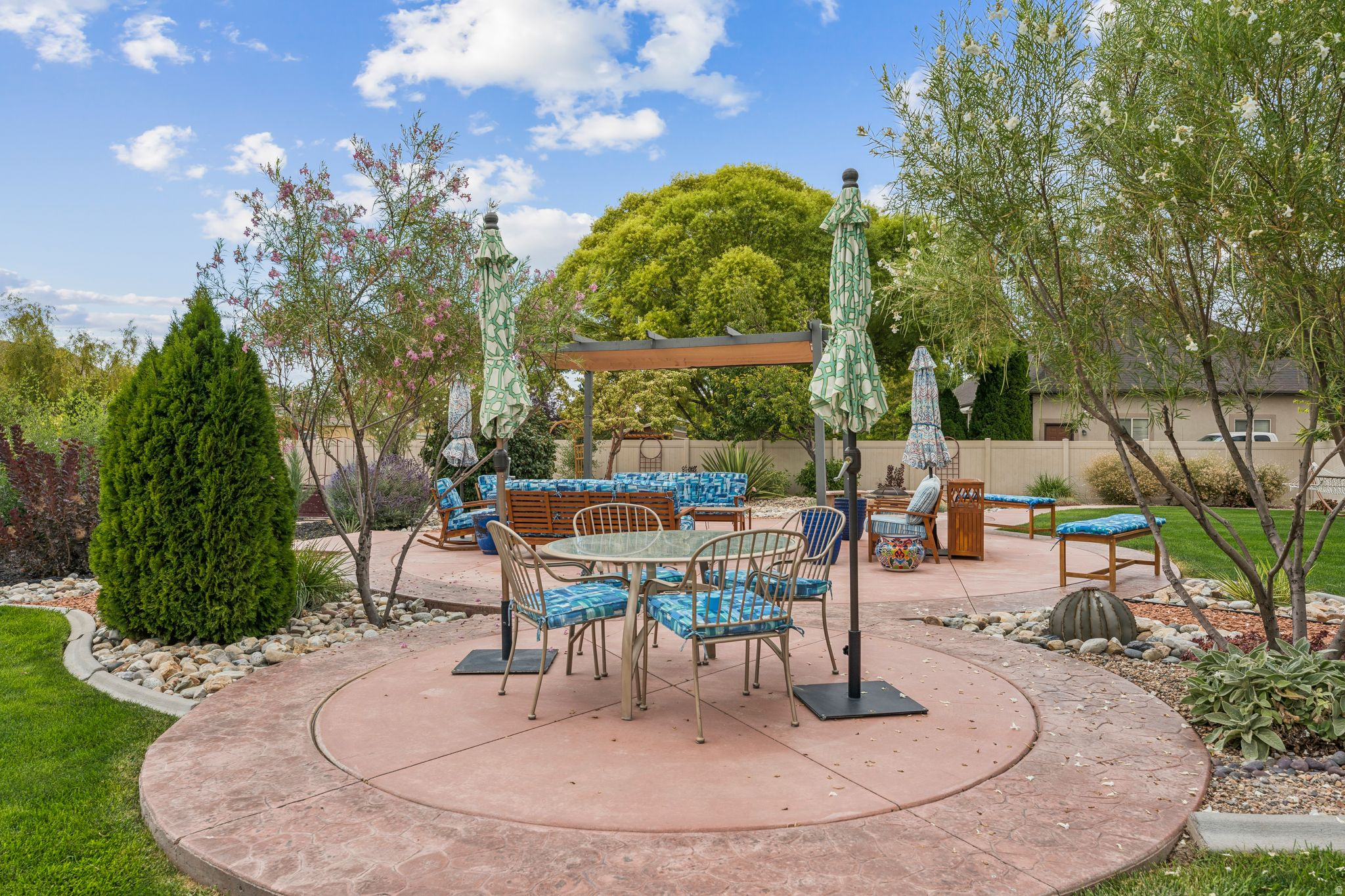 PONDEROSA ESTATES - Residential