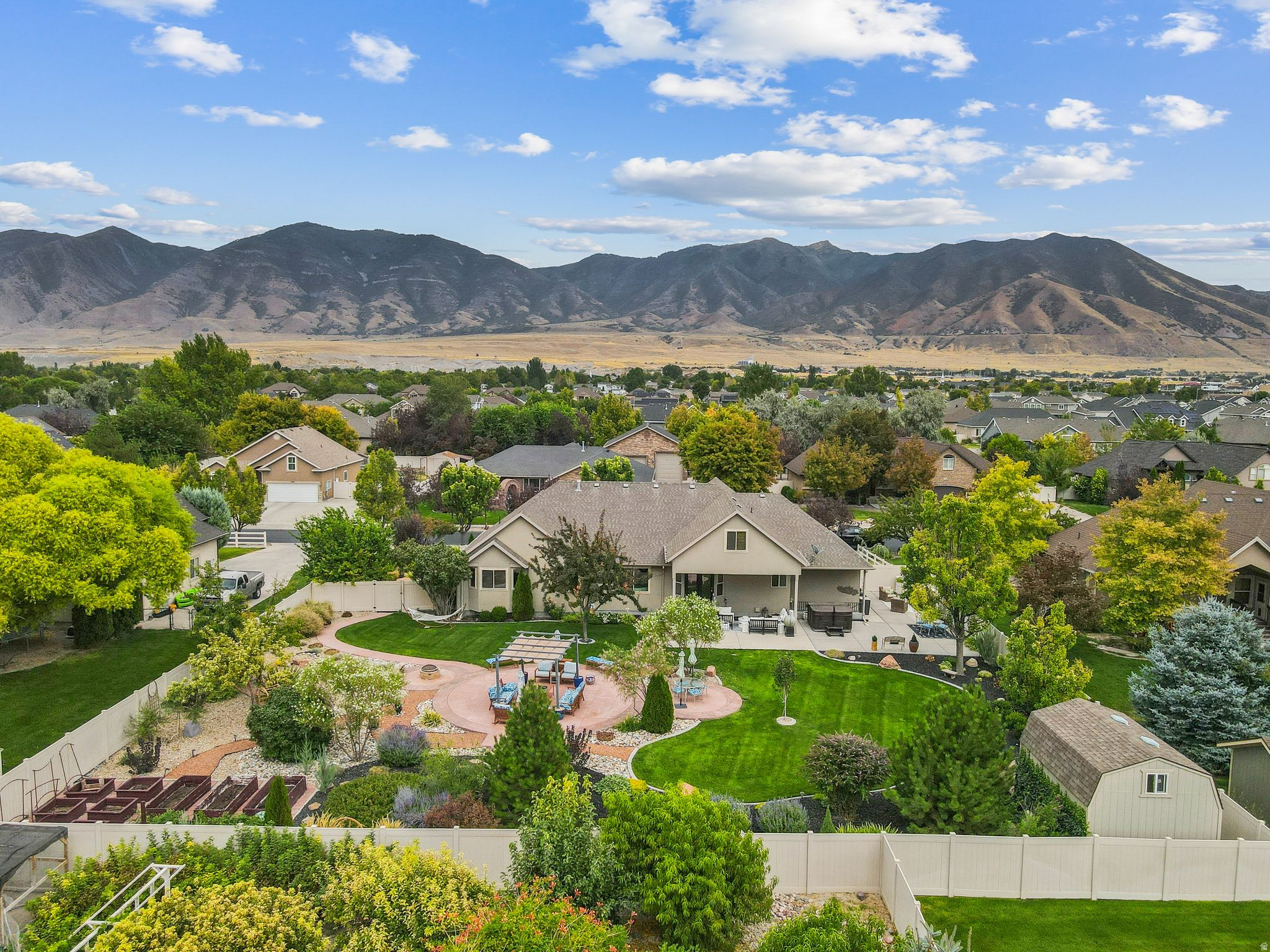 PONDEROSA ESTATES - Residential