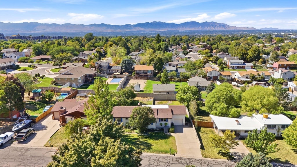 Photo of 7320 S CHRIS LN, Cottonwood Heights, UT 84121 (MLS # 2185404)