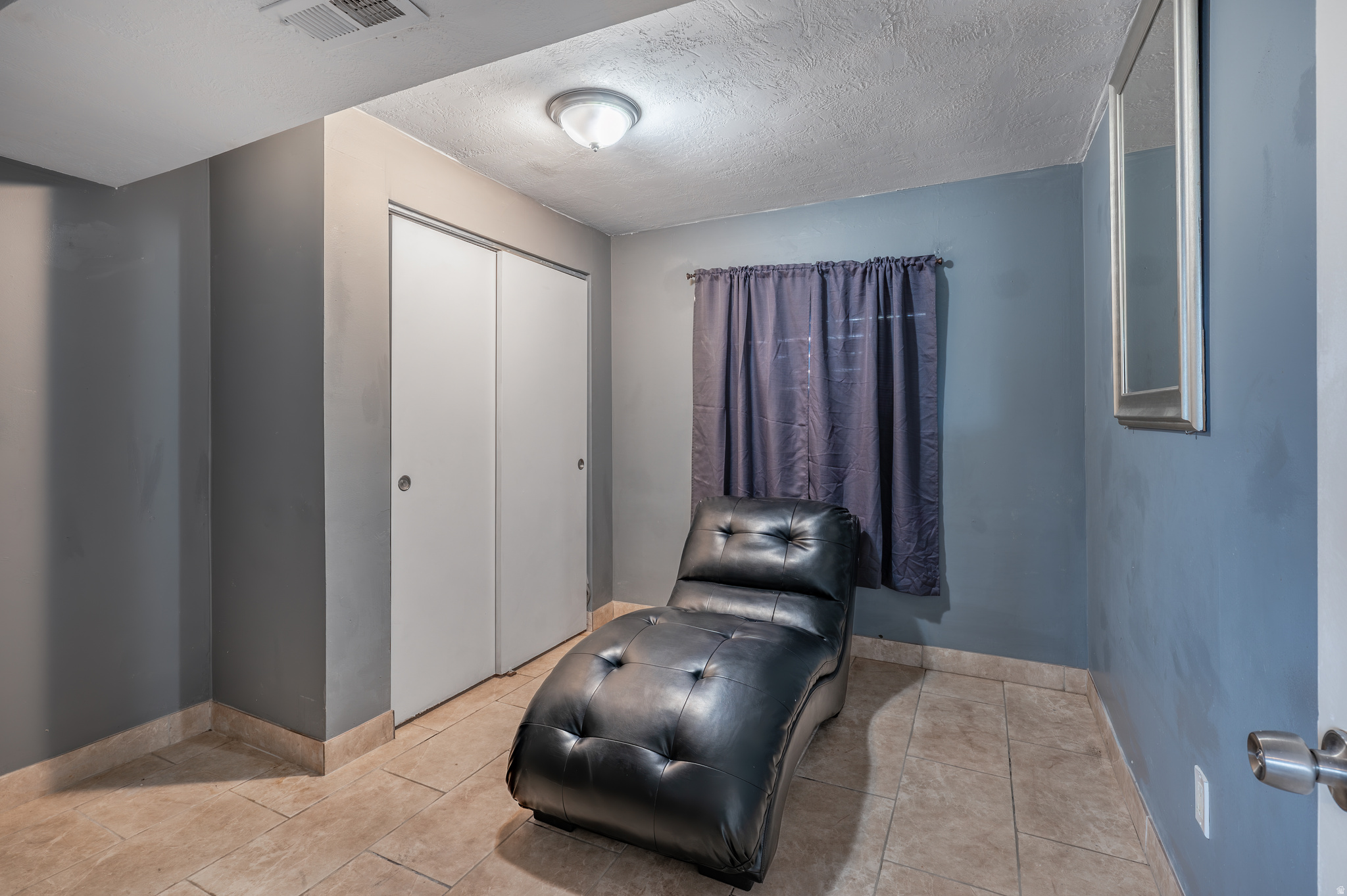 WESTVIEW TER - Residential