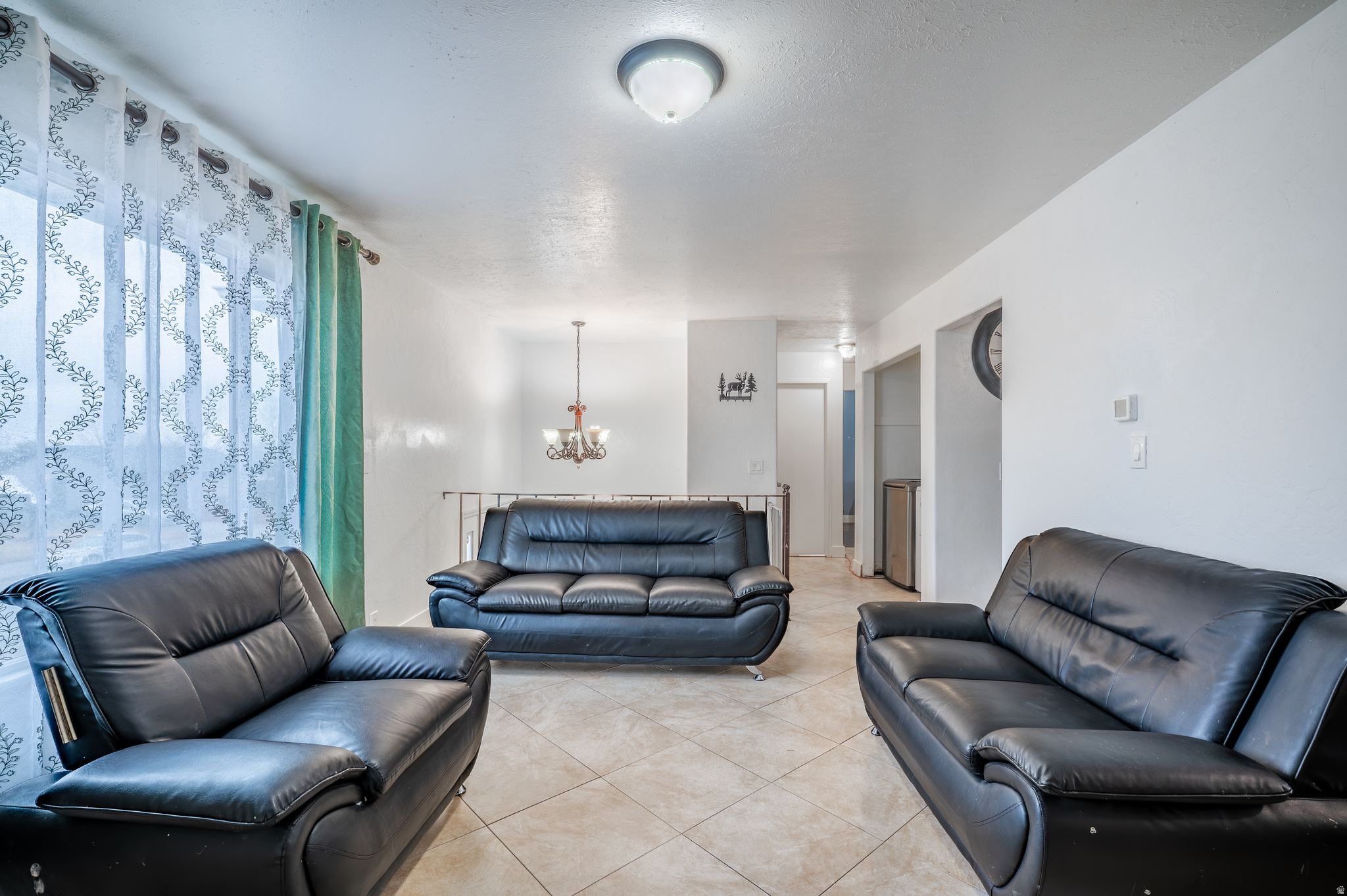 WESTVIEW TER - Residential