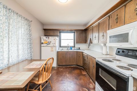 Tiny photo for 762 W 300 N, Clearfield, UT 84015 (MLS # 2115349)