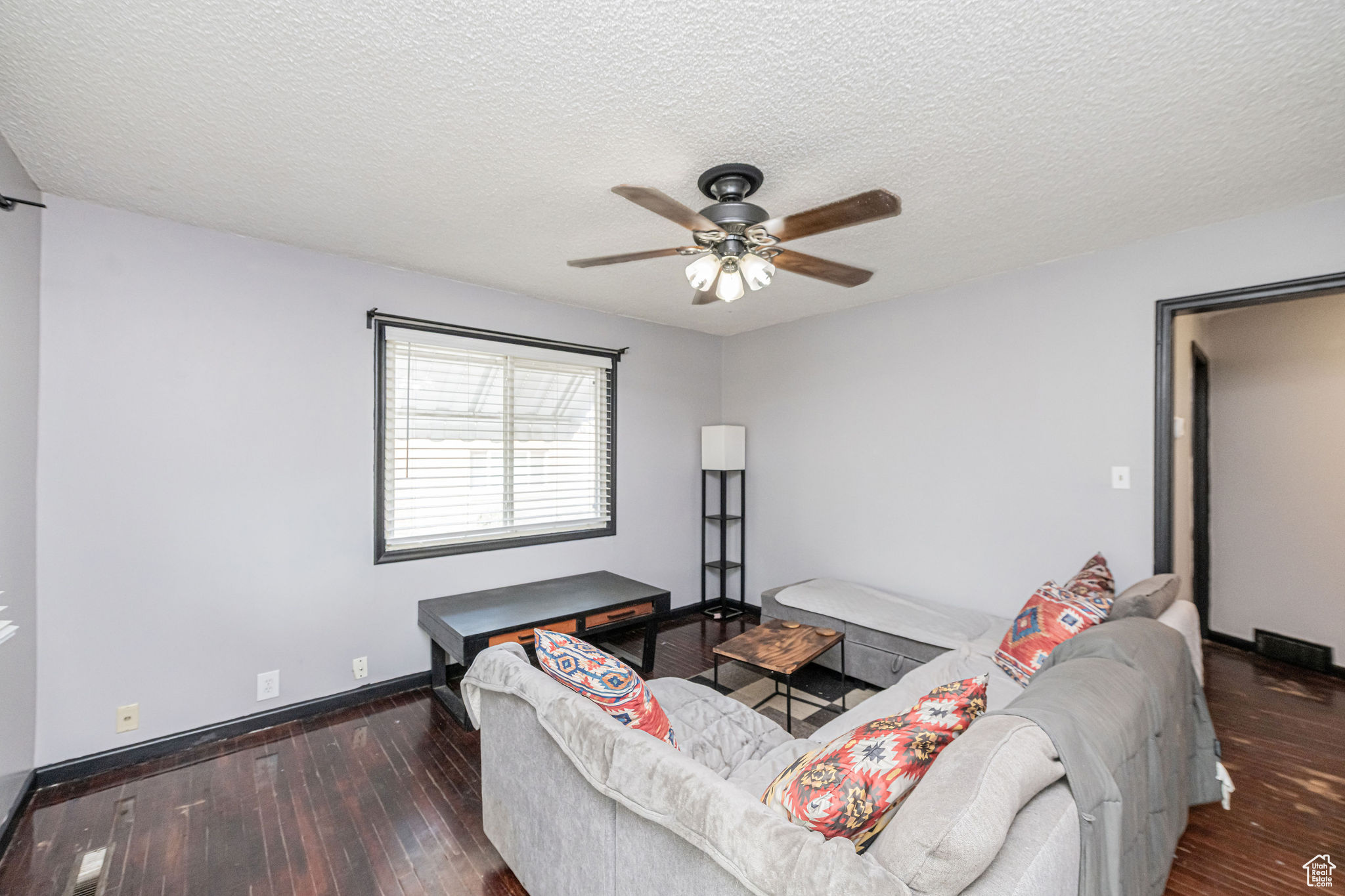 DYER GROVES - Residential
