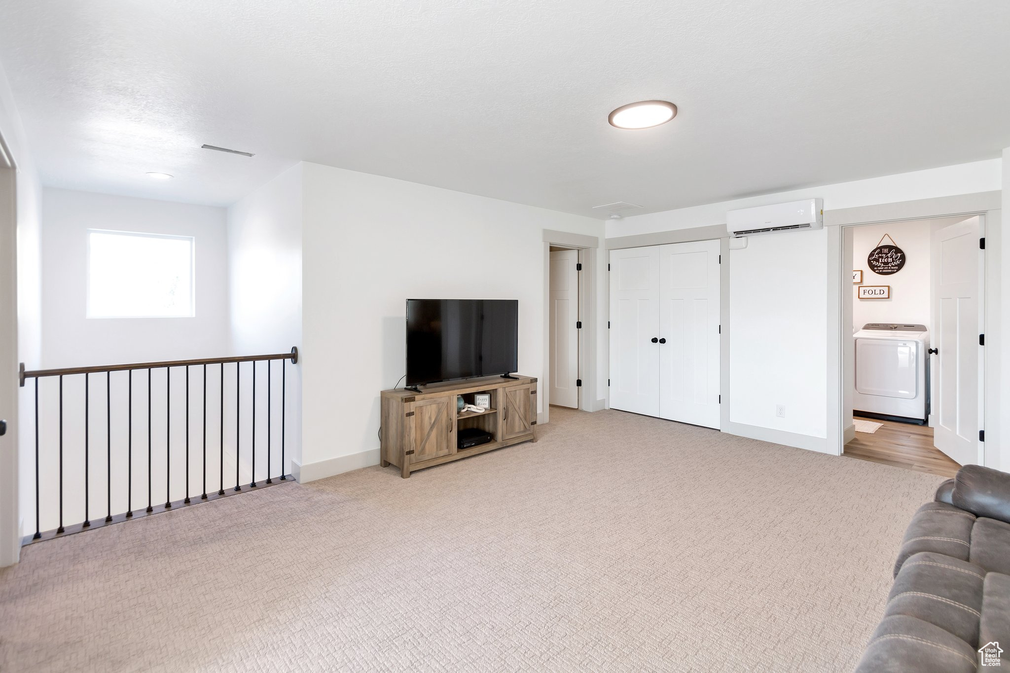 PERRY CANYON - Residential