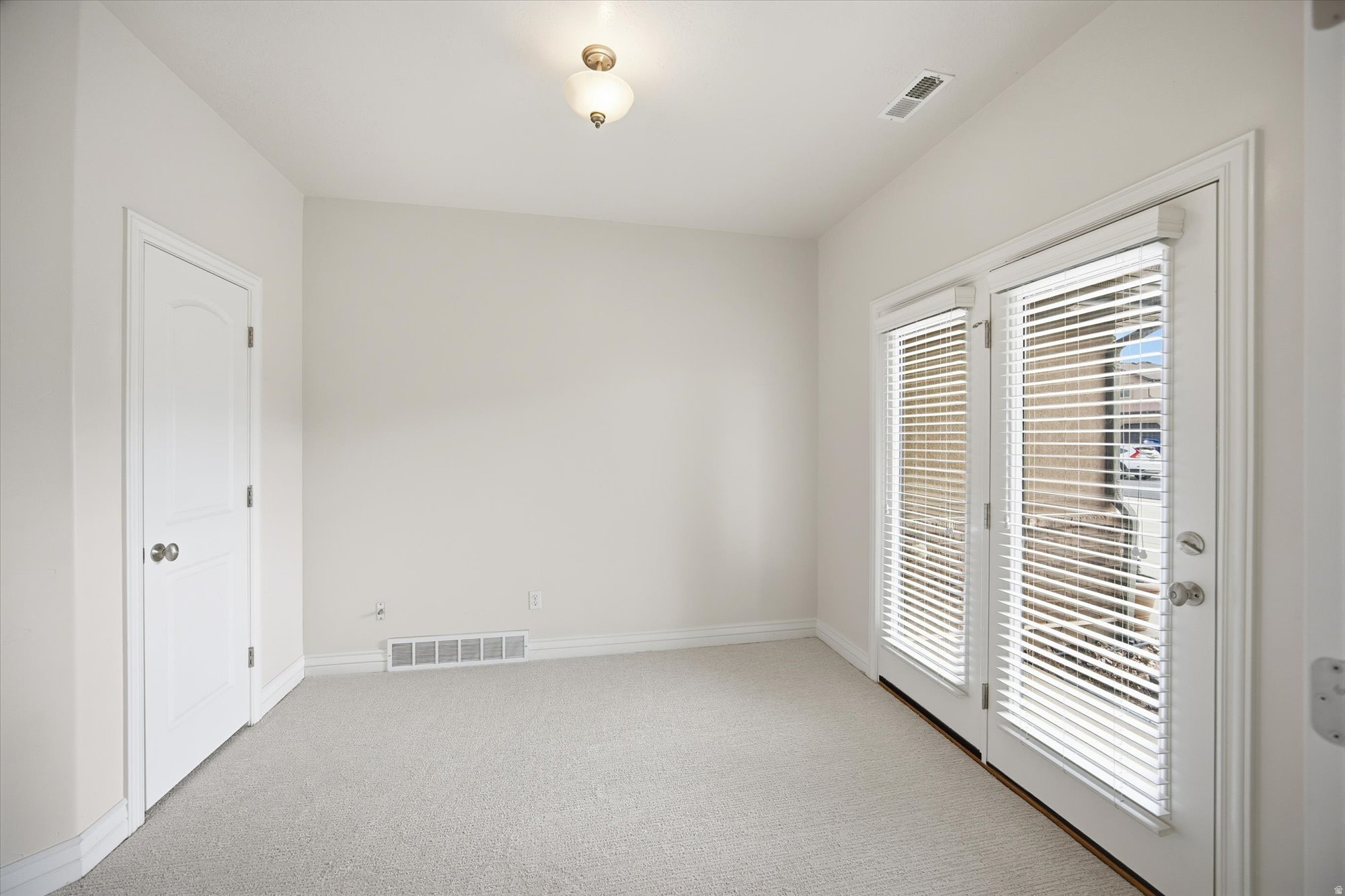 FARMINGTON RANCHES - Residential