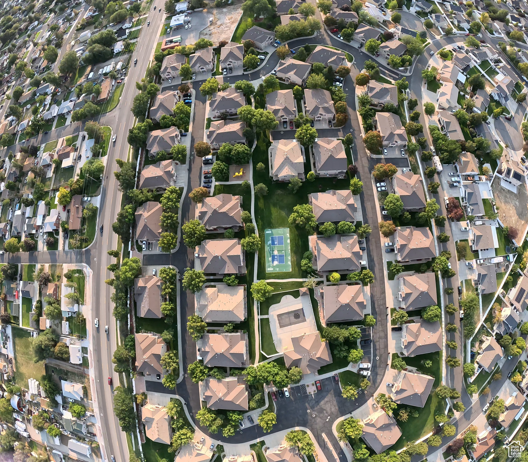 HUNTER VILLAGE - Residential