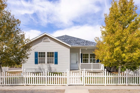 Photo of 4223 N PINION CIR W, Eagle Mountain, UT 84005 (MLS # 2185832)