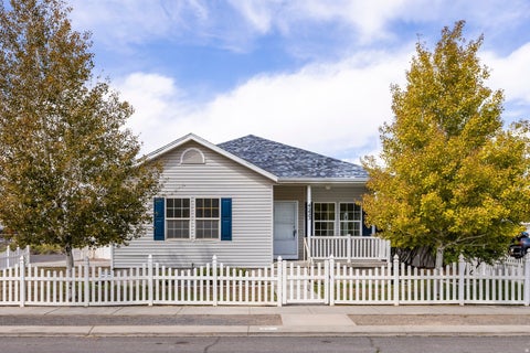 Tiny photo for 4223 N PINION CIR W, Eagle Mountain, UT 84005 (MLS # 2185832)
