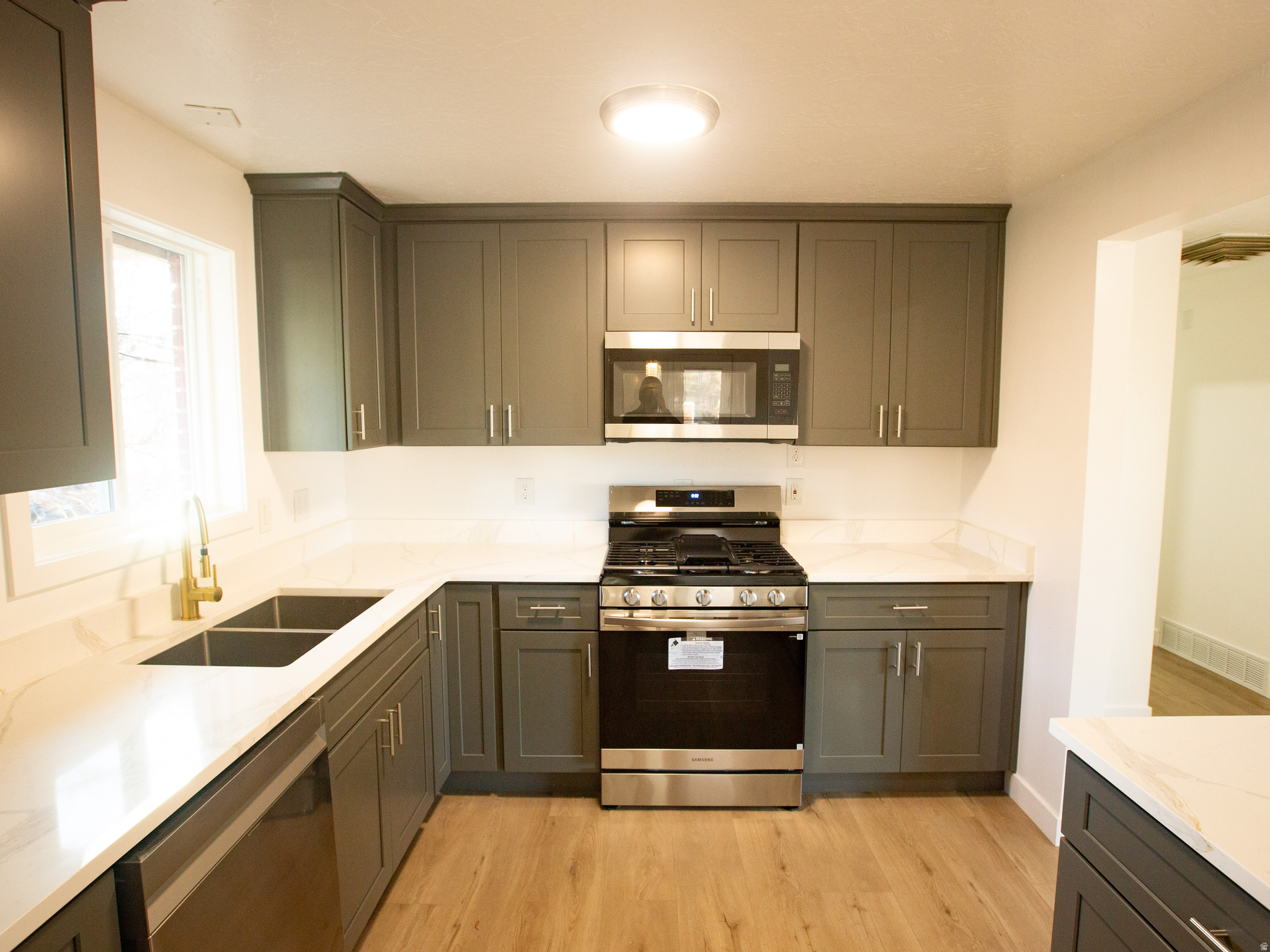 BLAKE HEIGHTS - Residential