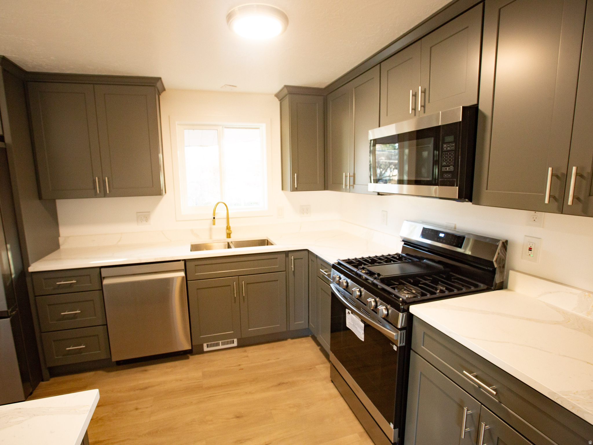 BLAKE HEIGHTS - Residential