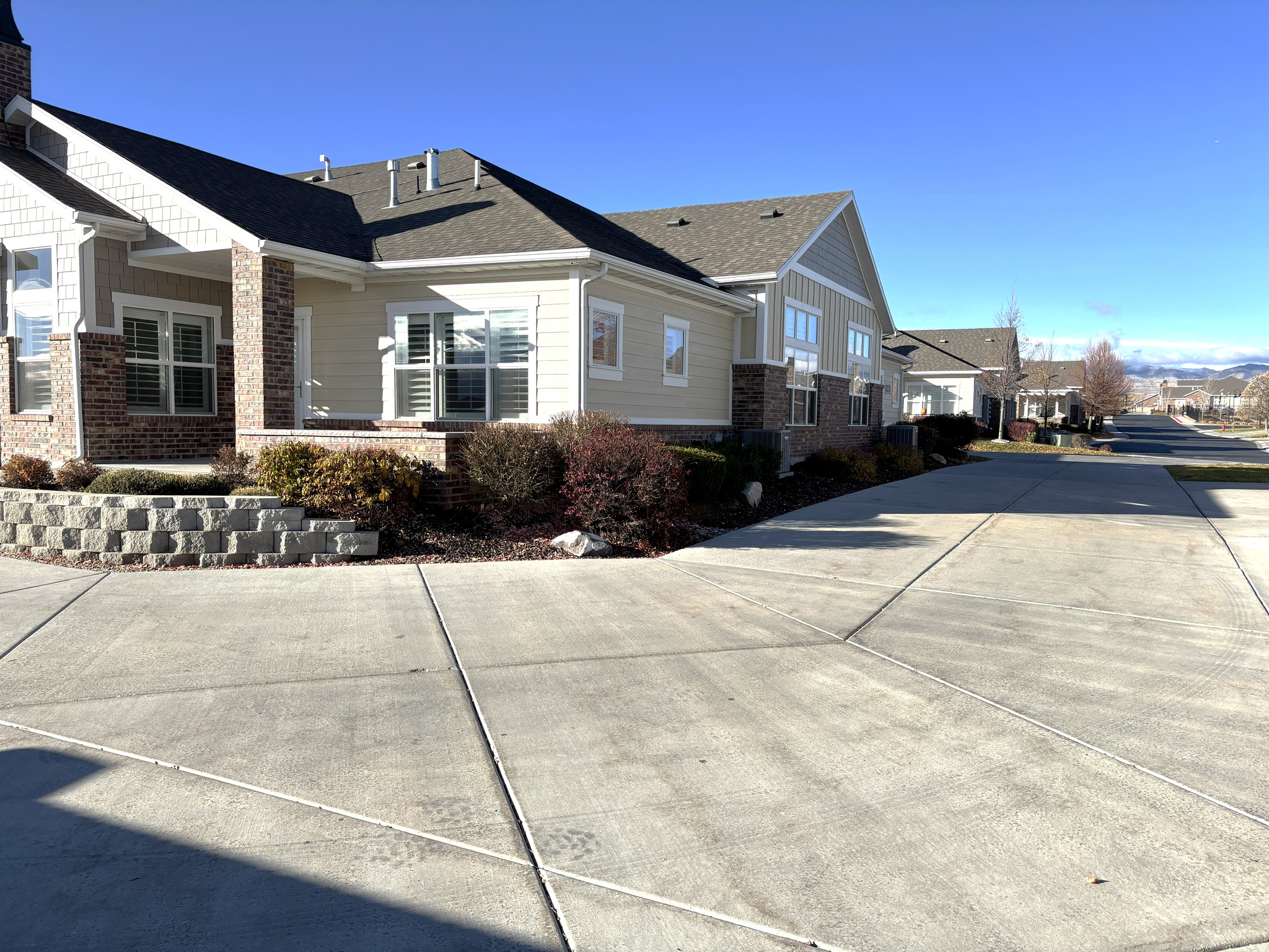 HARVEST VILLAS - Residential