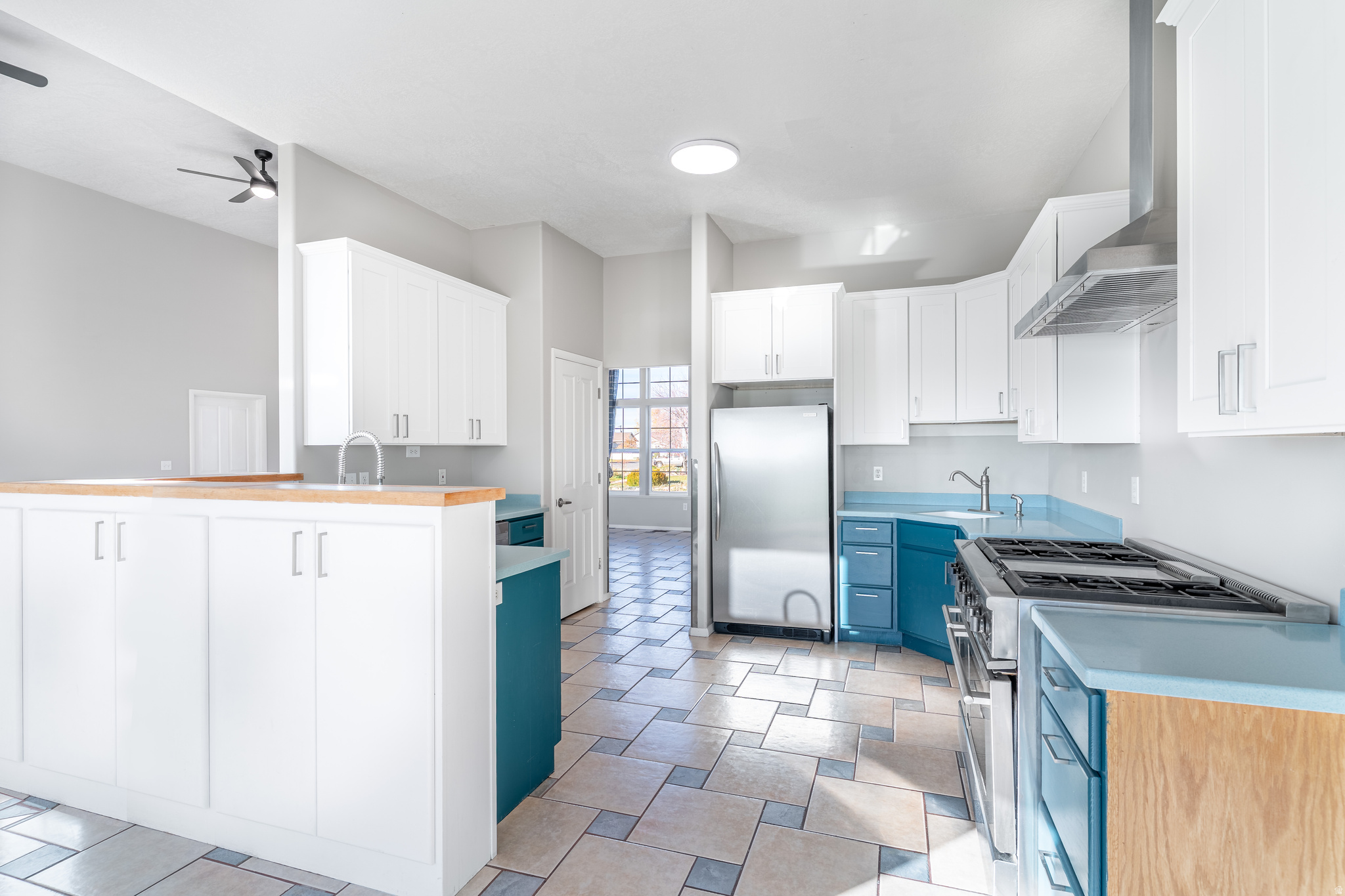 MARRIOTT MEADOWS - Residential