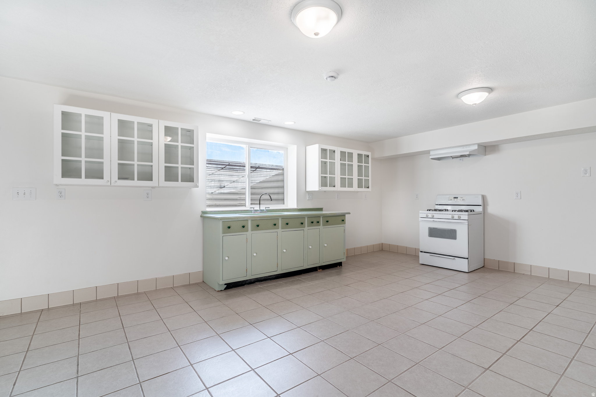 MARRIOTT MEADOWS - Residential