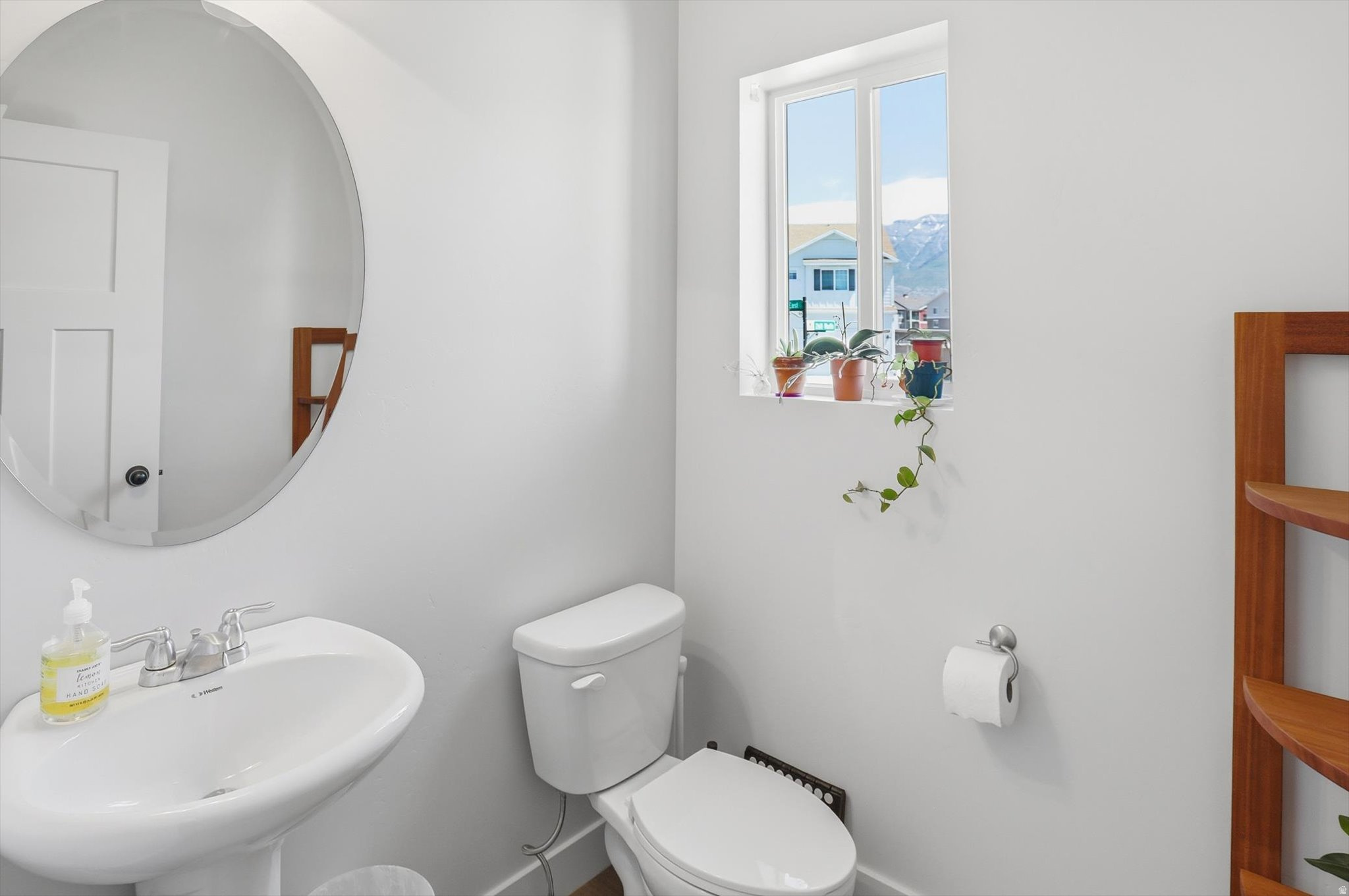 RIDGE - Residential